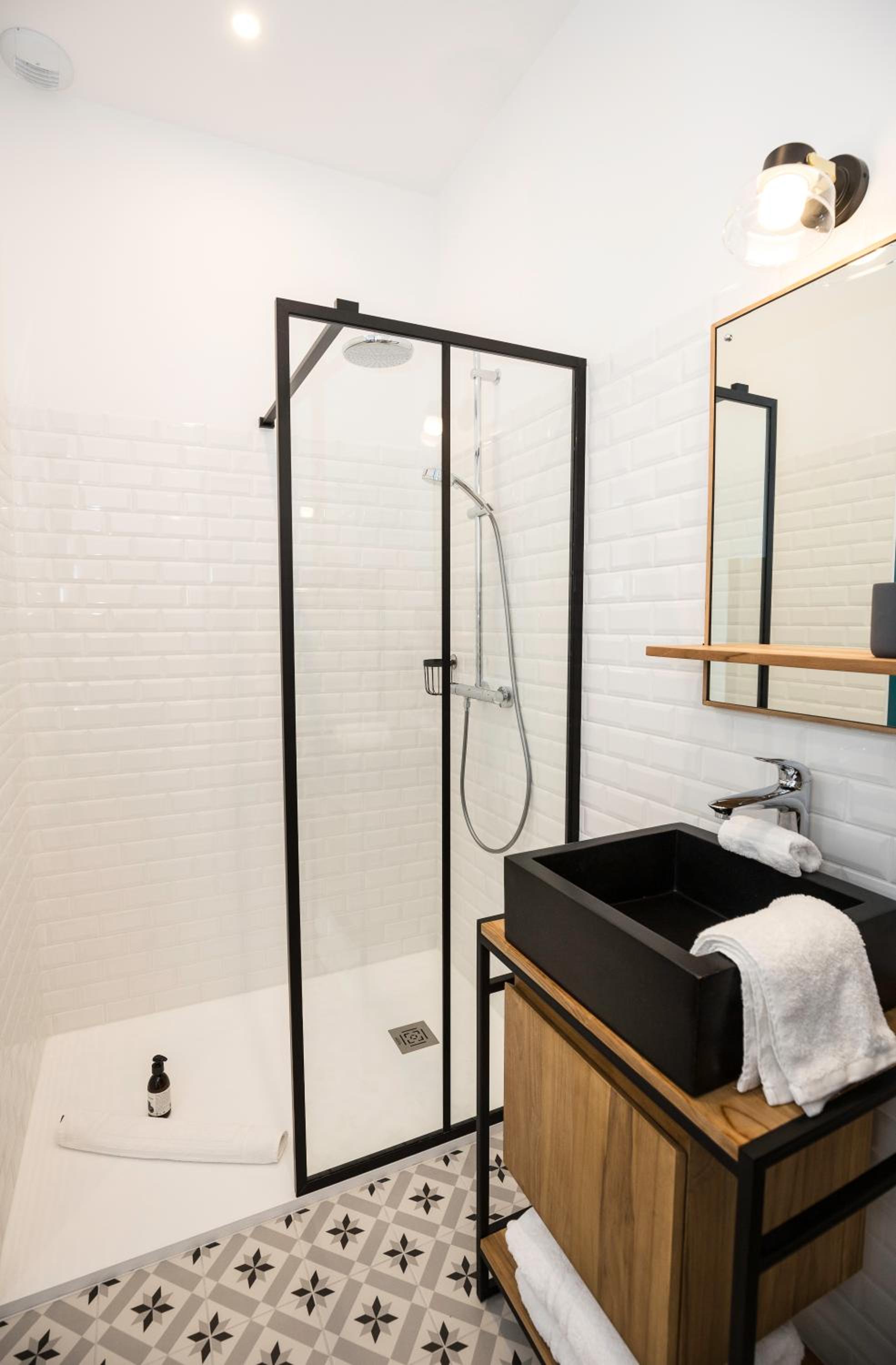 Double Room with Private Bathroom photo 3