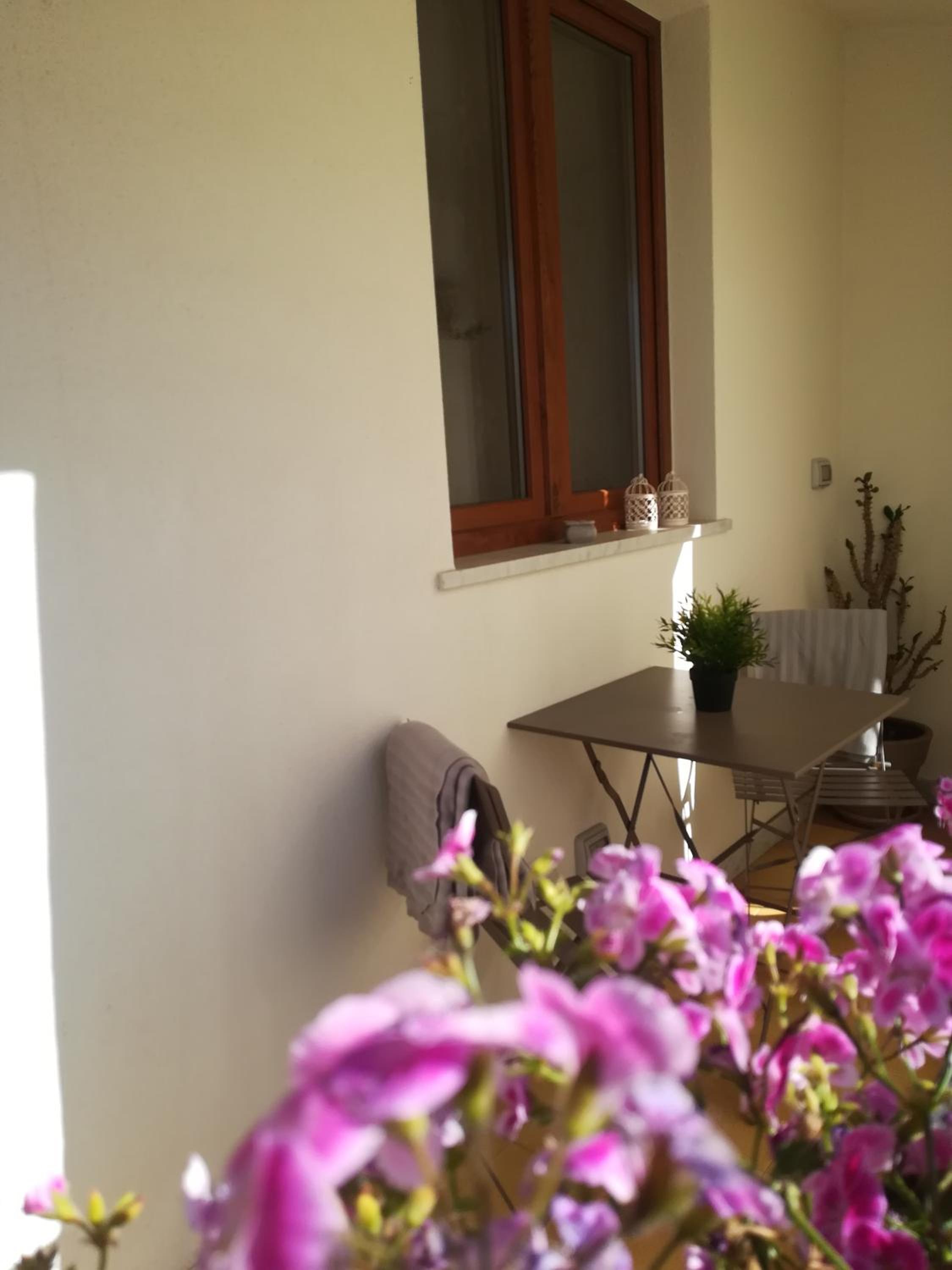 Studio Apartment - Photo 22