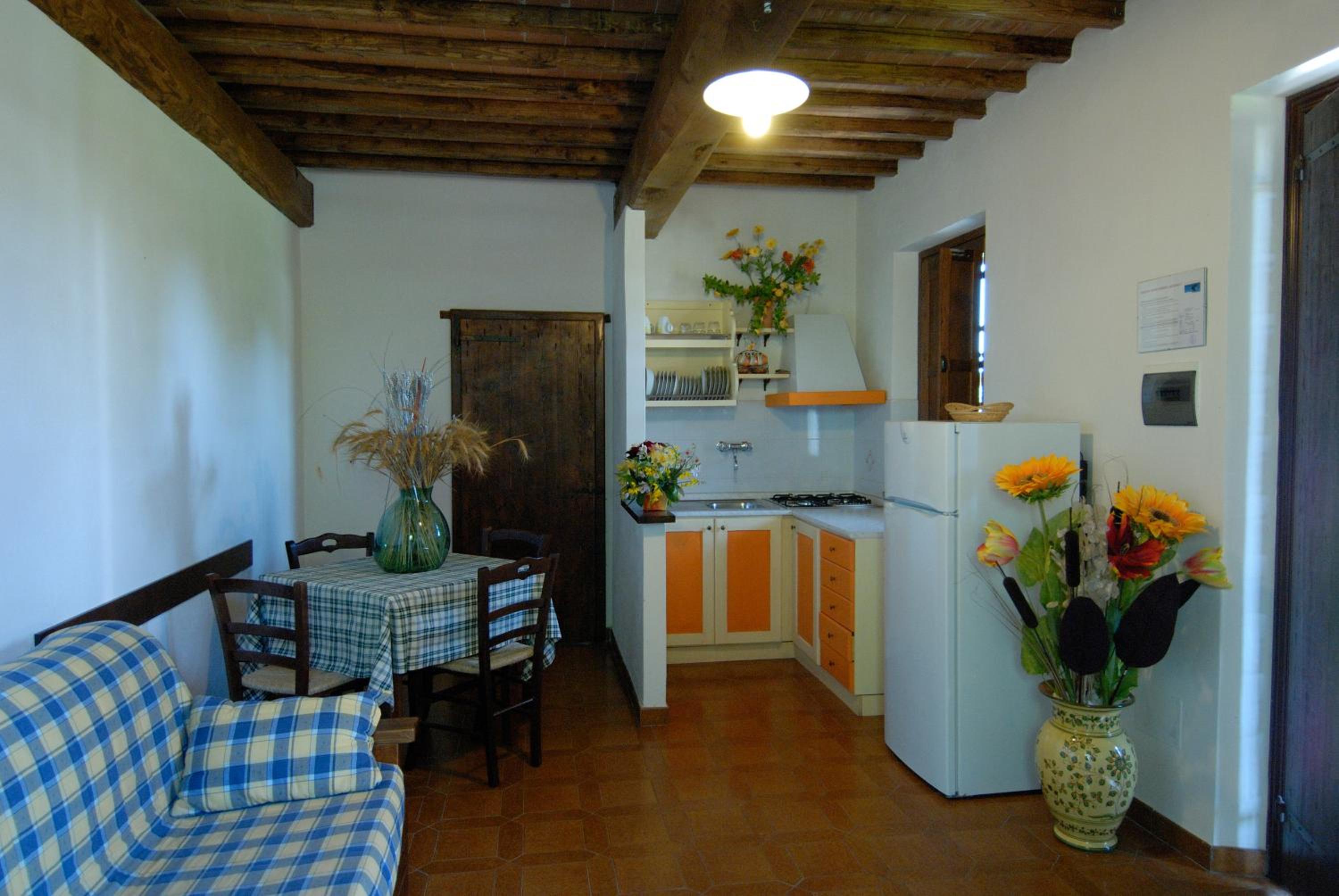 One-Bedroom Apartment - Photo 12