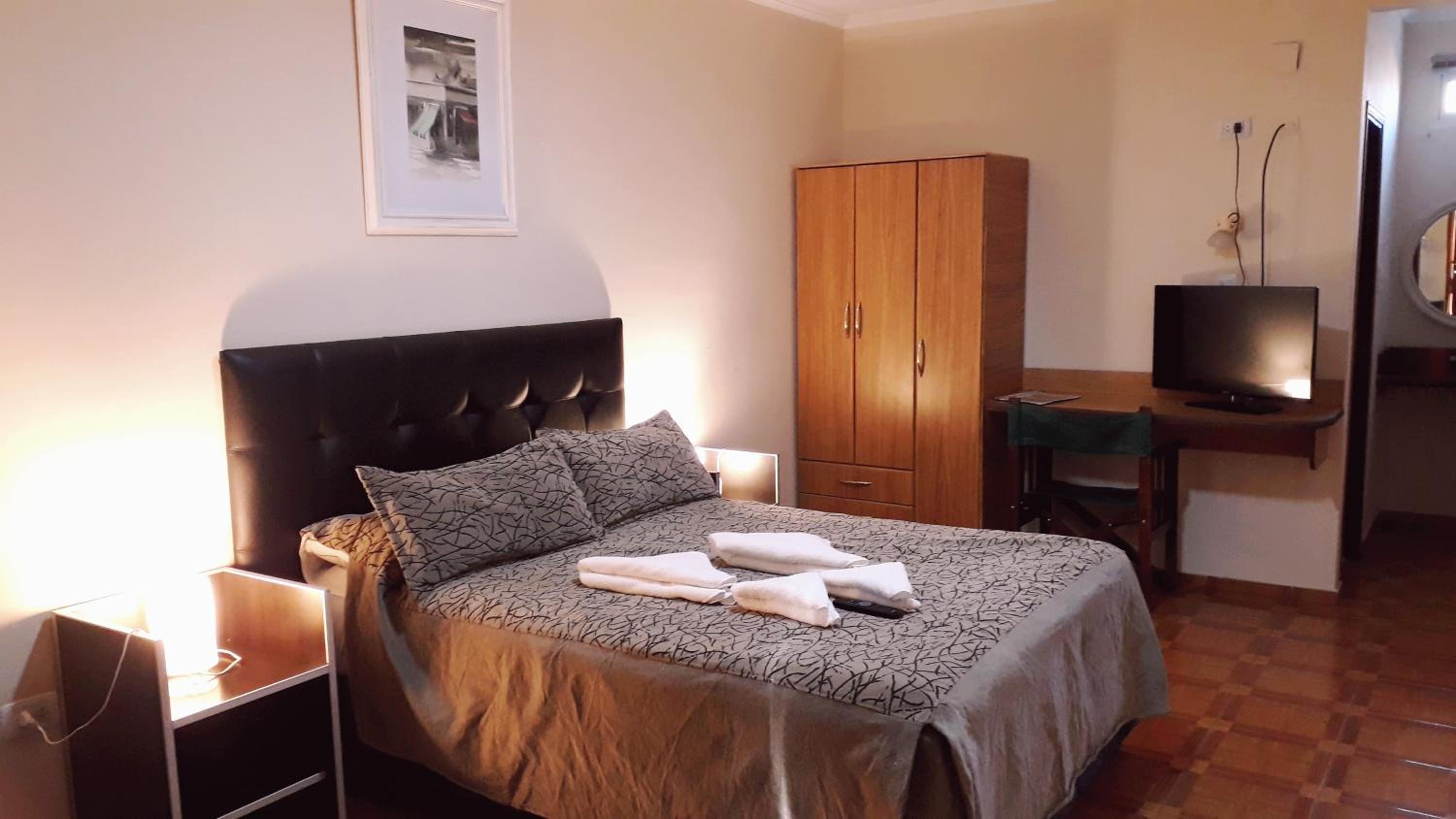 Single Room photo 2