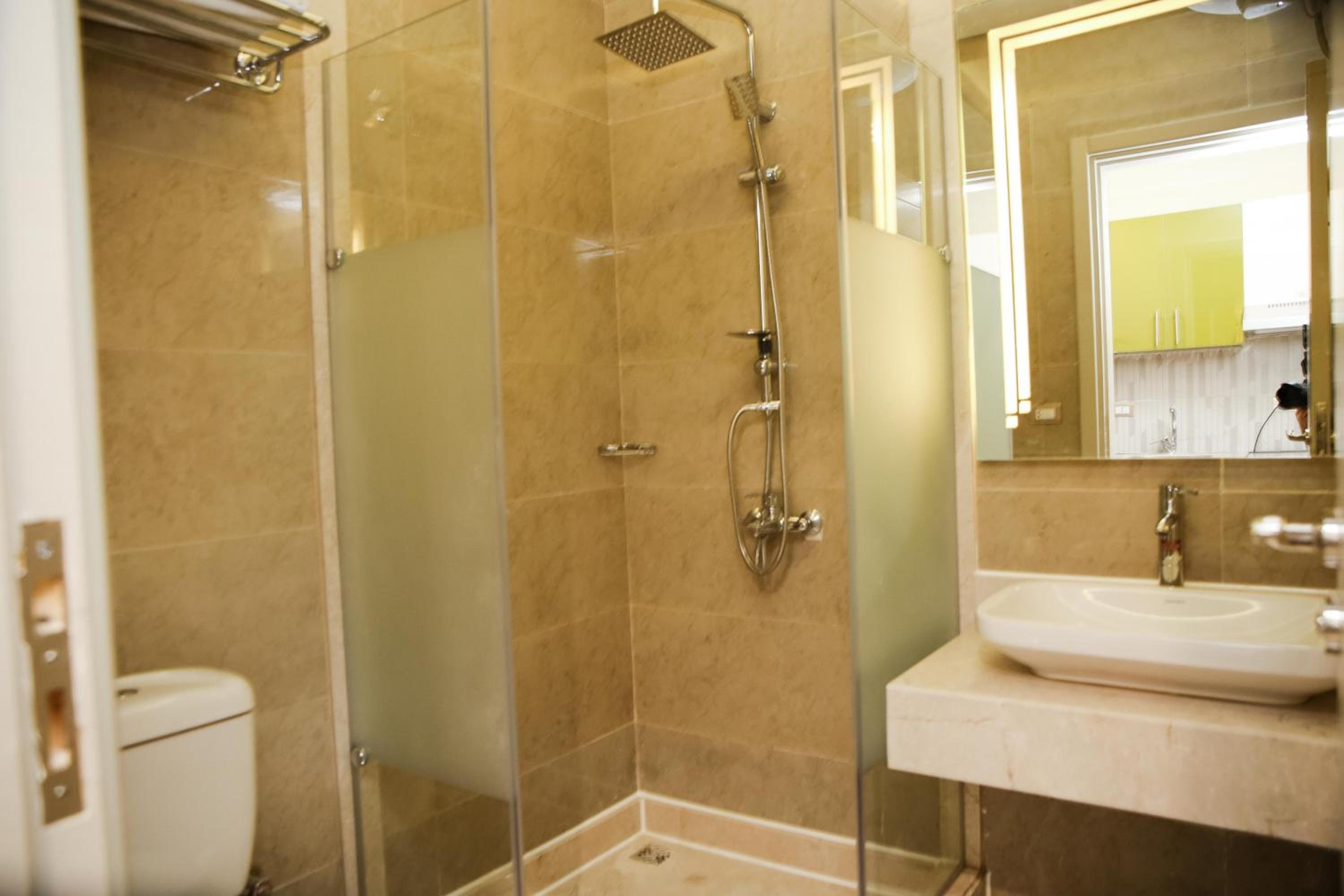 Studio Apartment - Photo 5