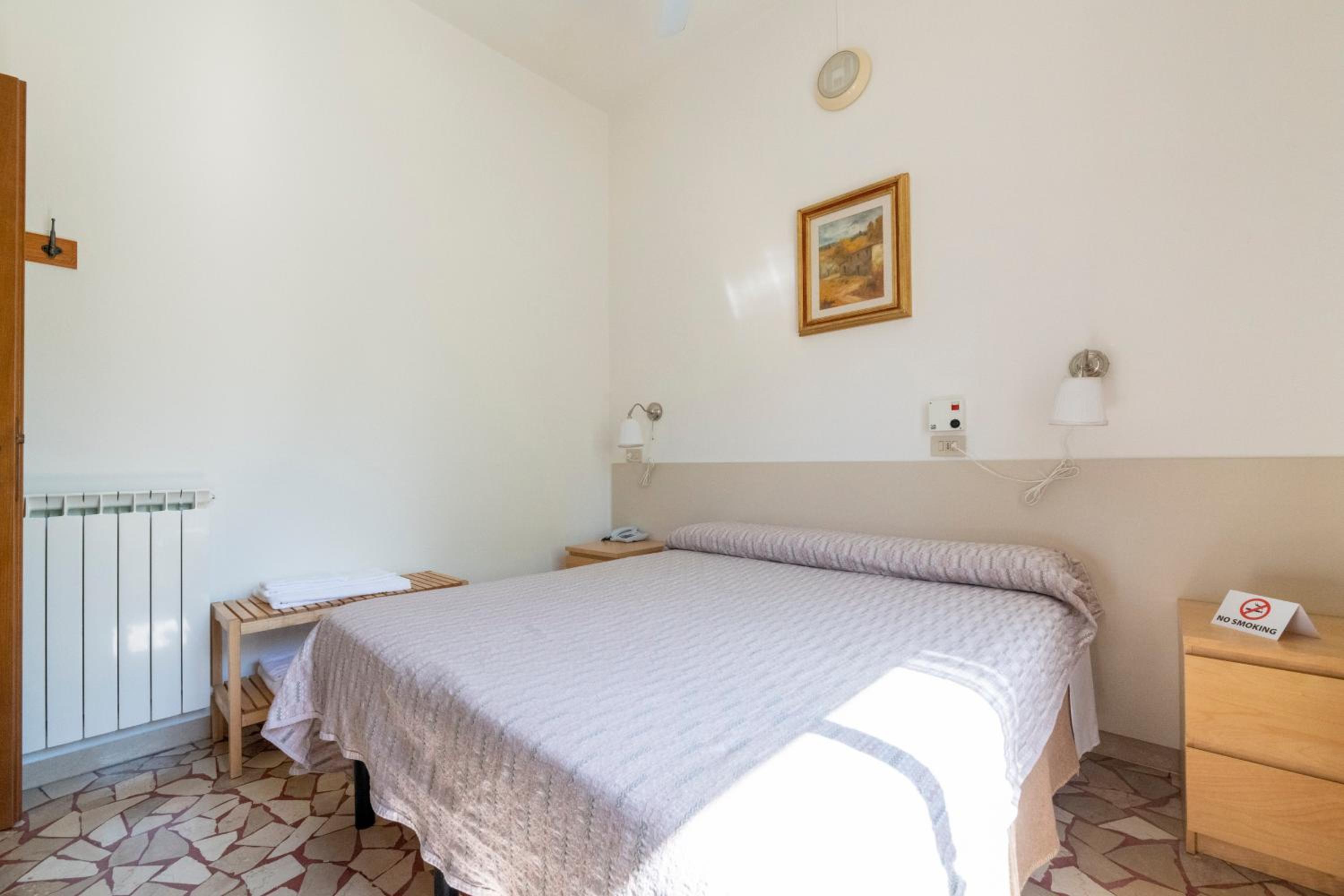 Standard Quadruple Room - Photo 4