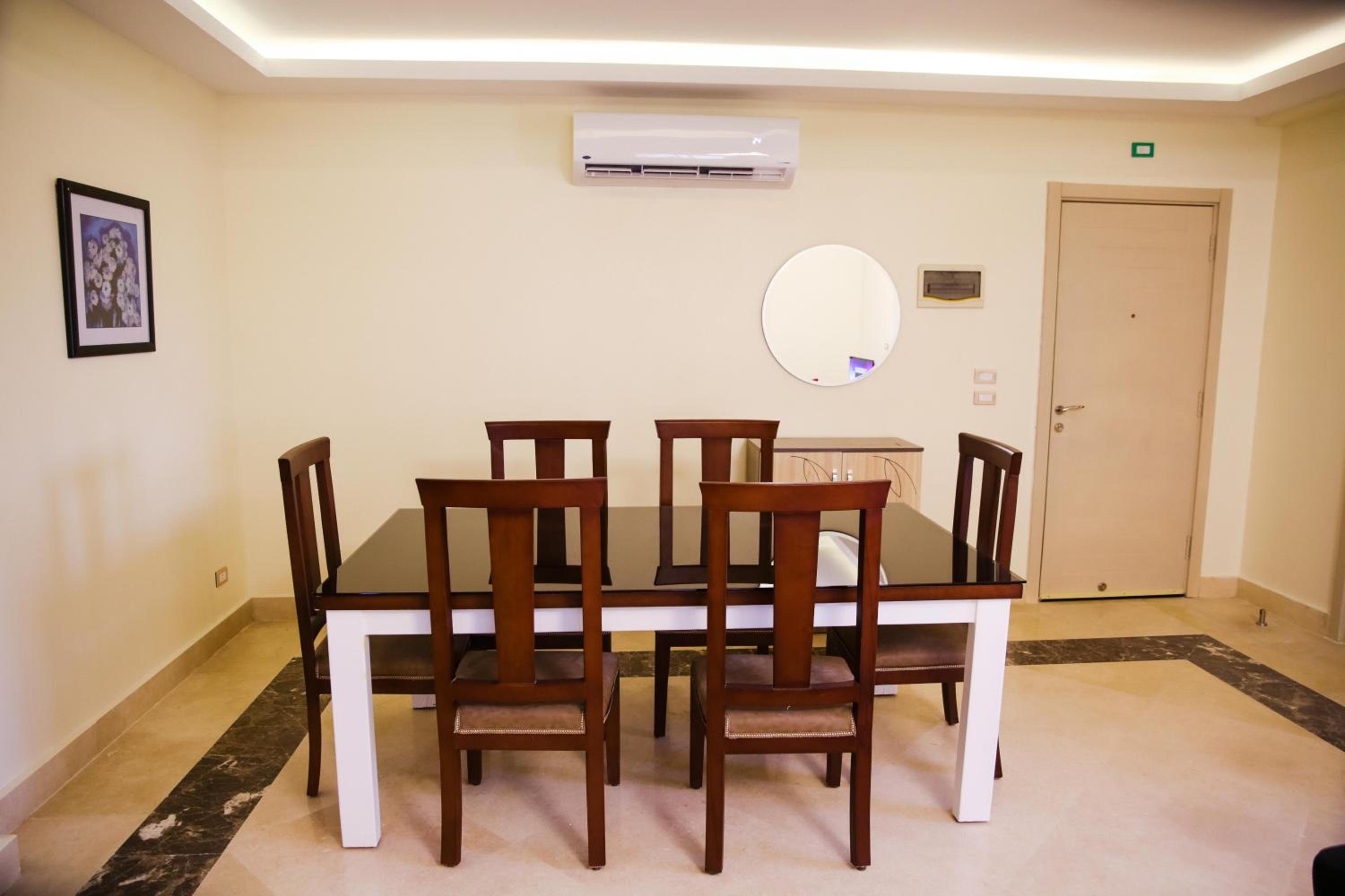 Three-Bedroom Apartment - Photo 29