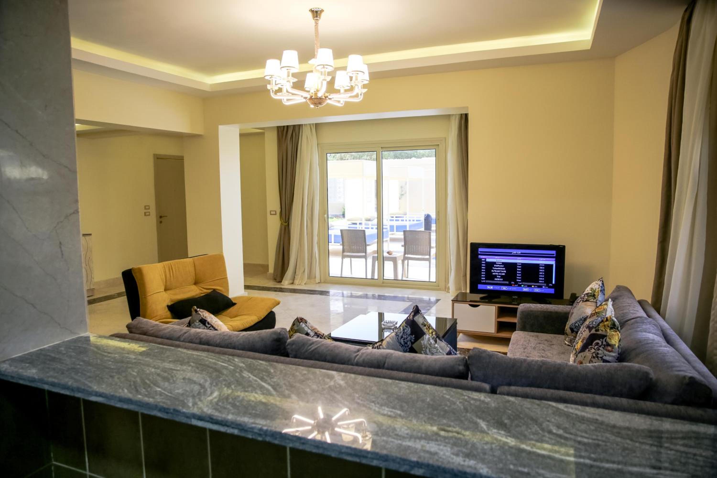 Two-Bedroom Apartment - Photo 16