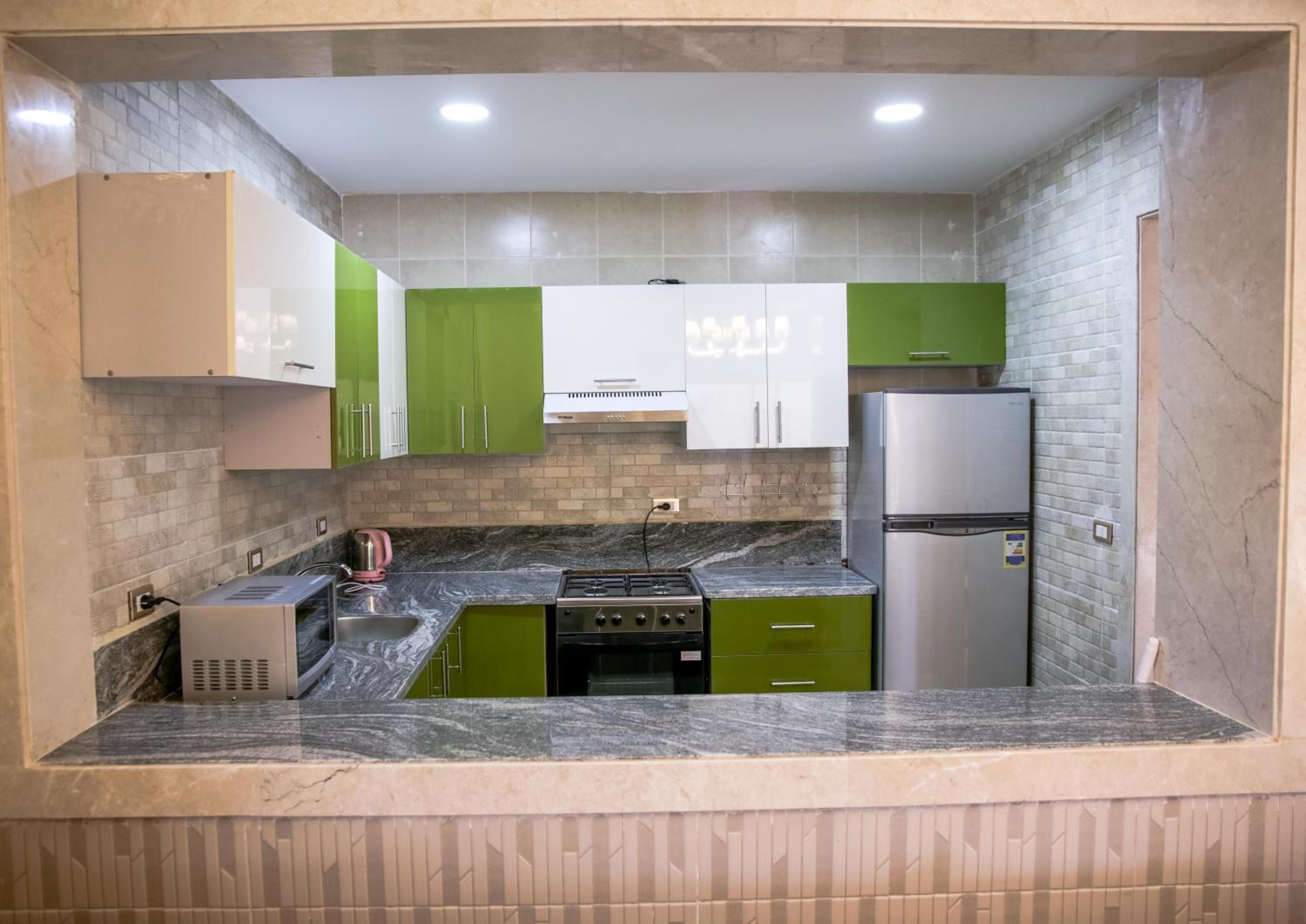 One-Bedroom Apartment - Photo 6