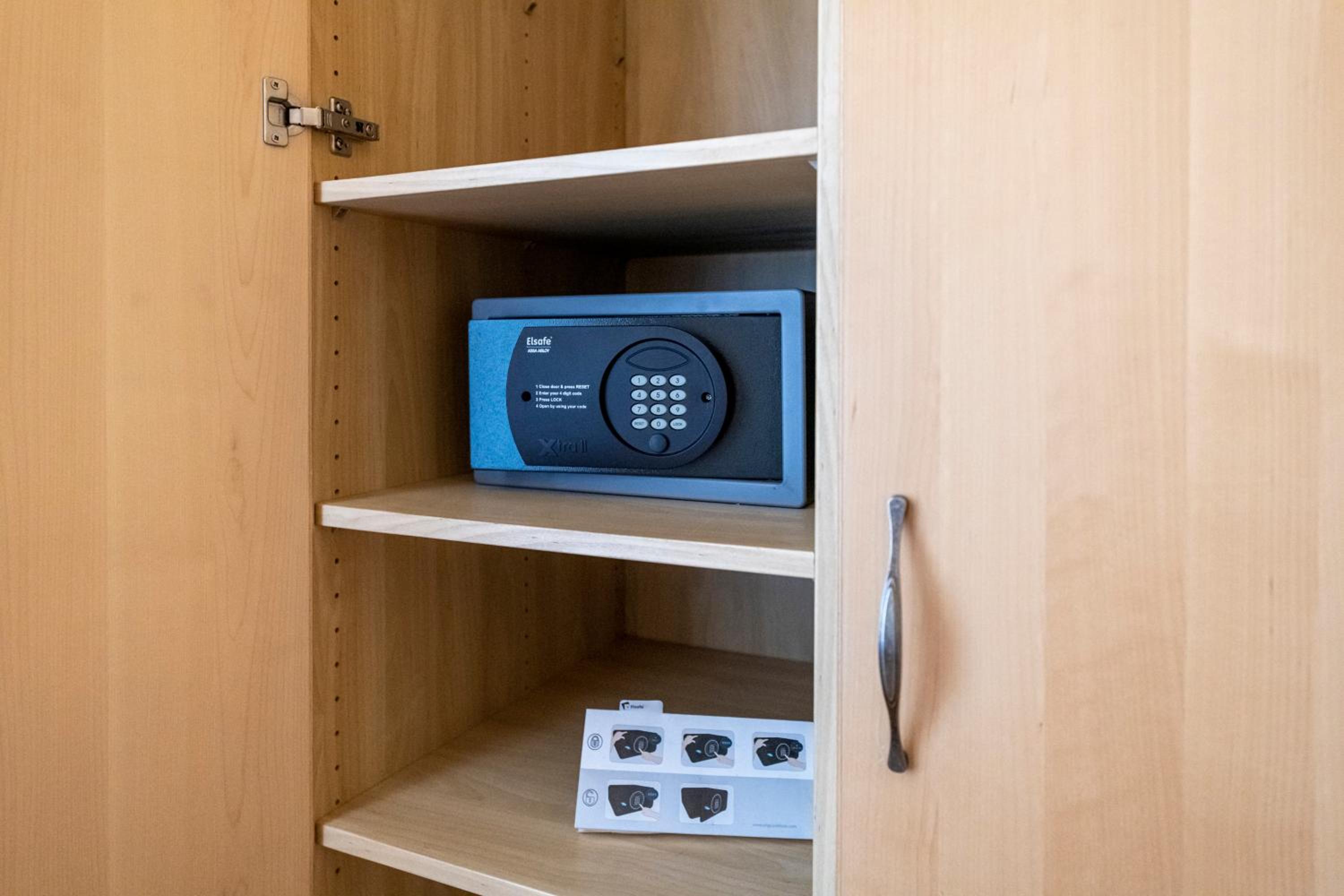Standard Double Room - Photo 6