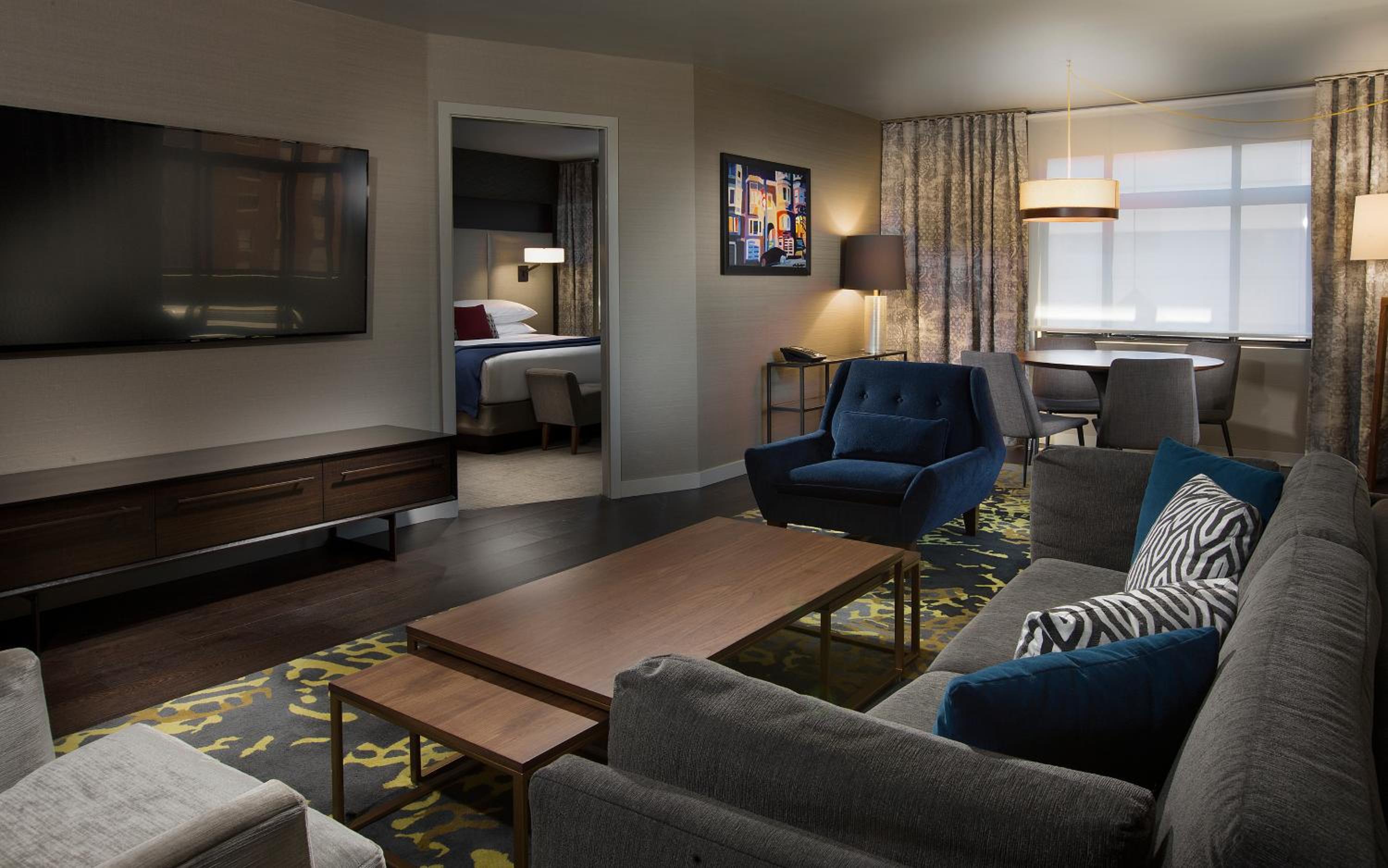Metropolitan One-Bedroom Suite