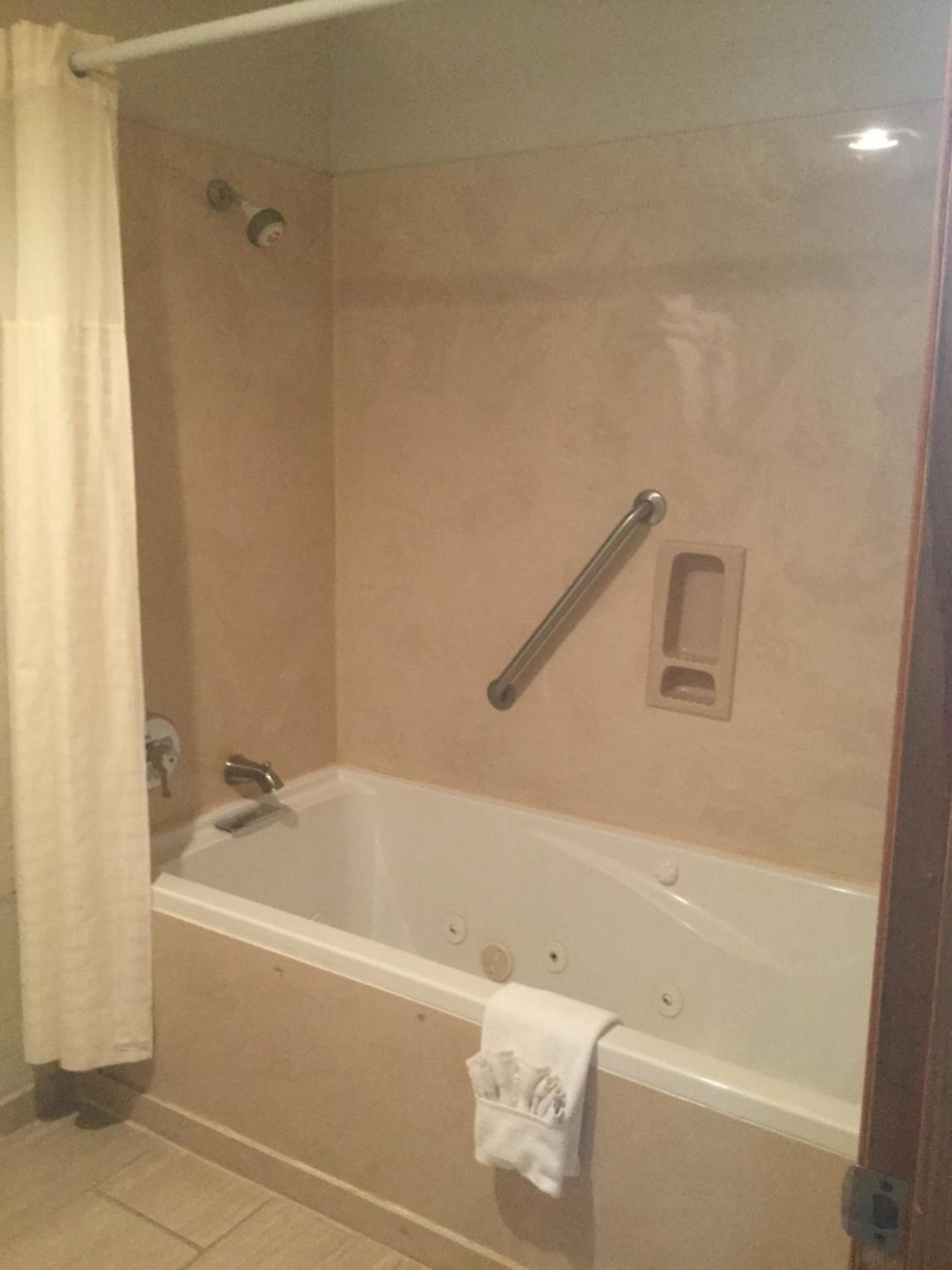 King Suite - Photo 5