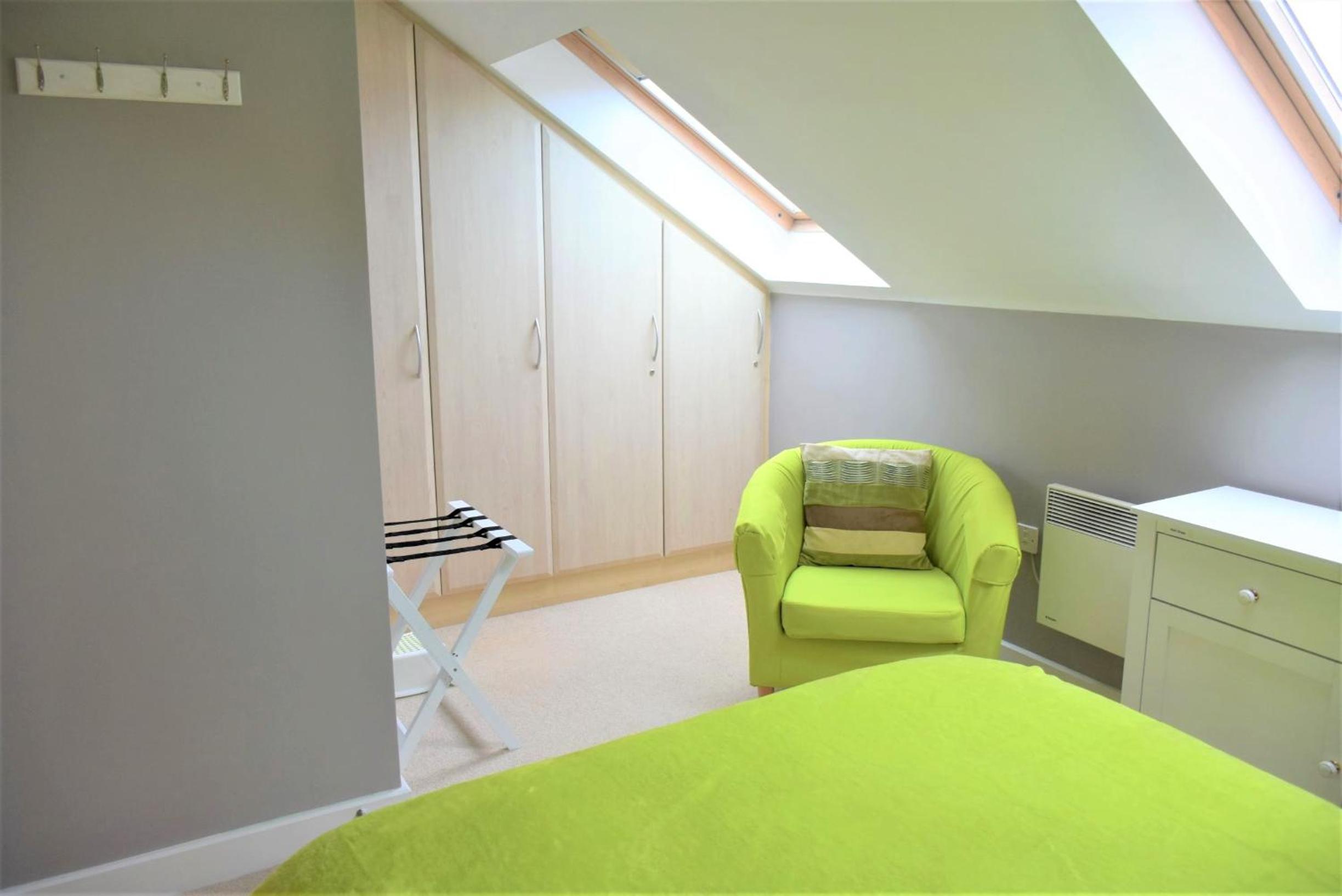 One-Bedroom Apartment - Photo 41