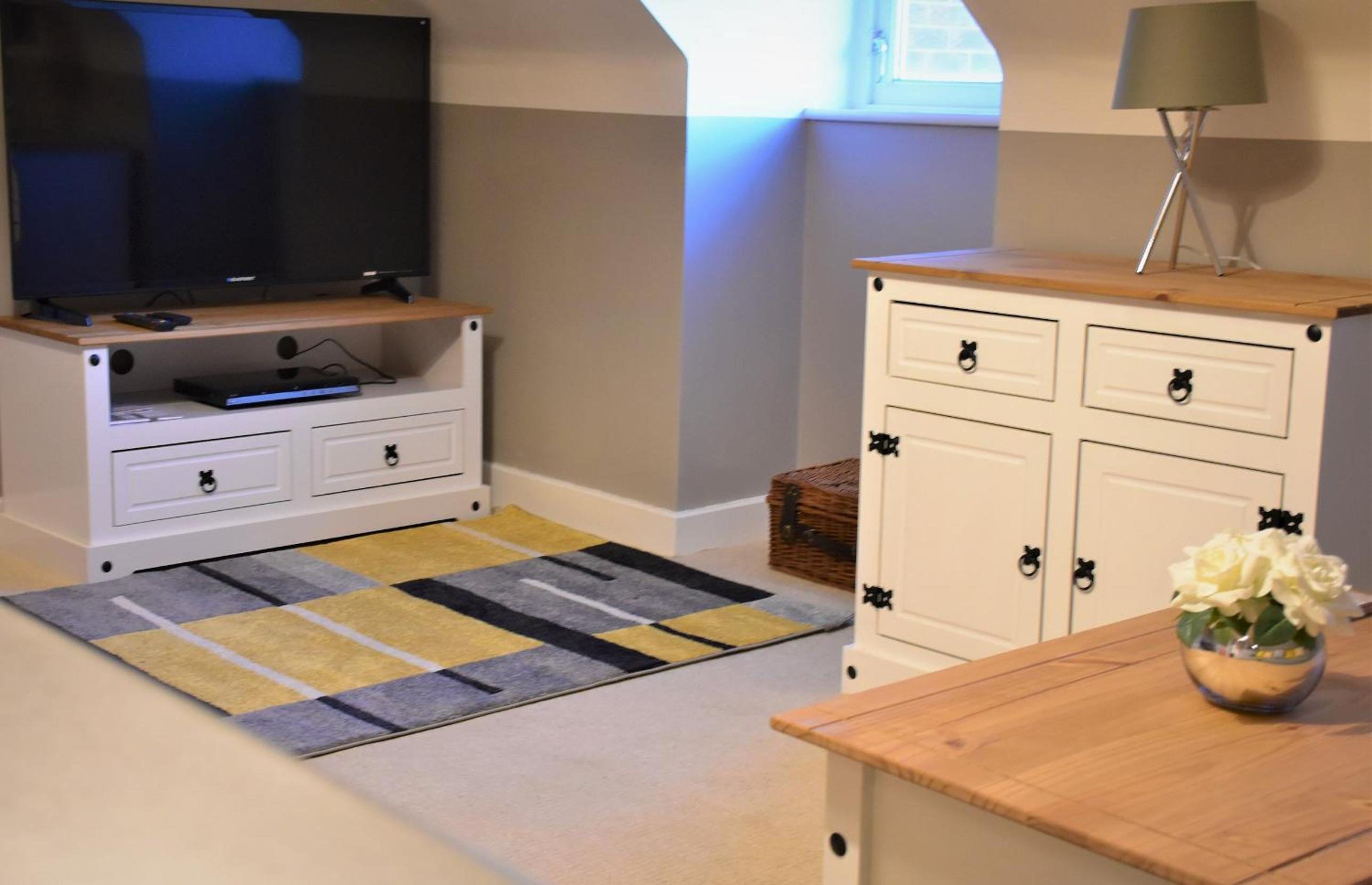 One-Bedroom Apartment - Photo 45