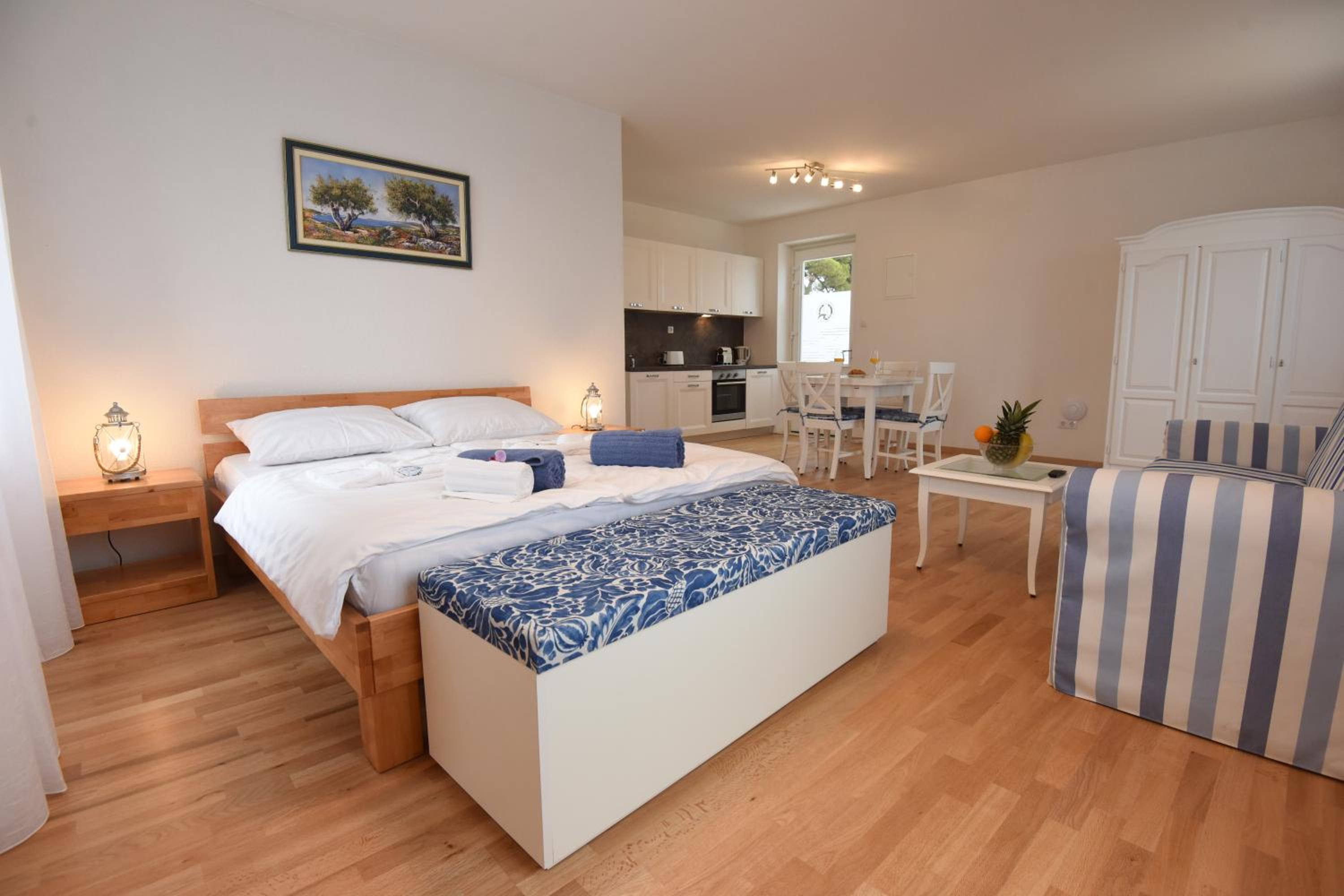 Studio Apartment with Sea View