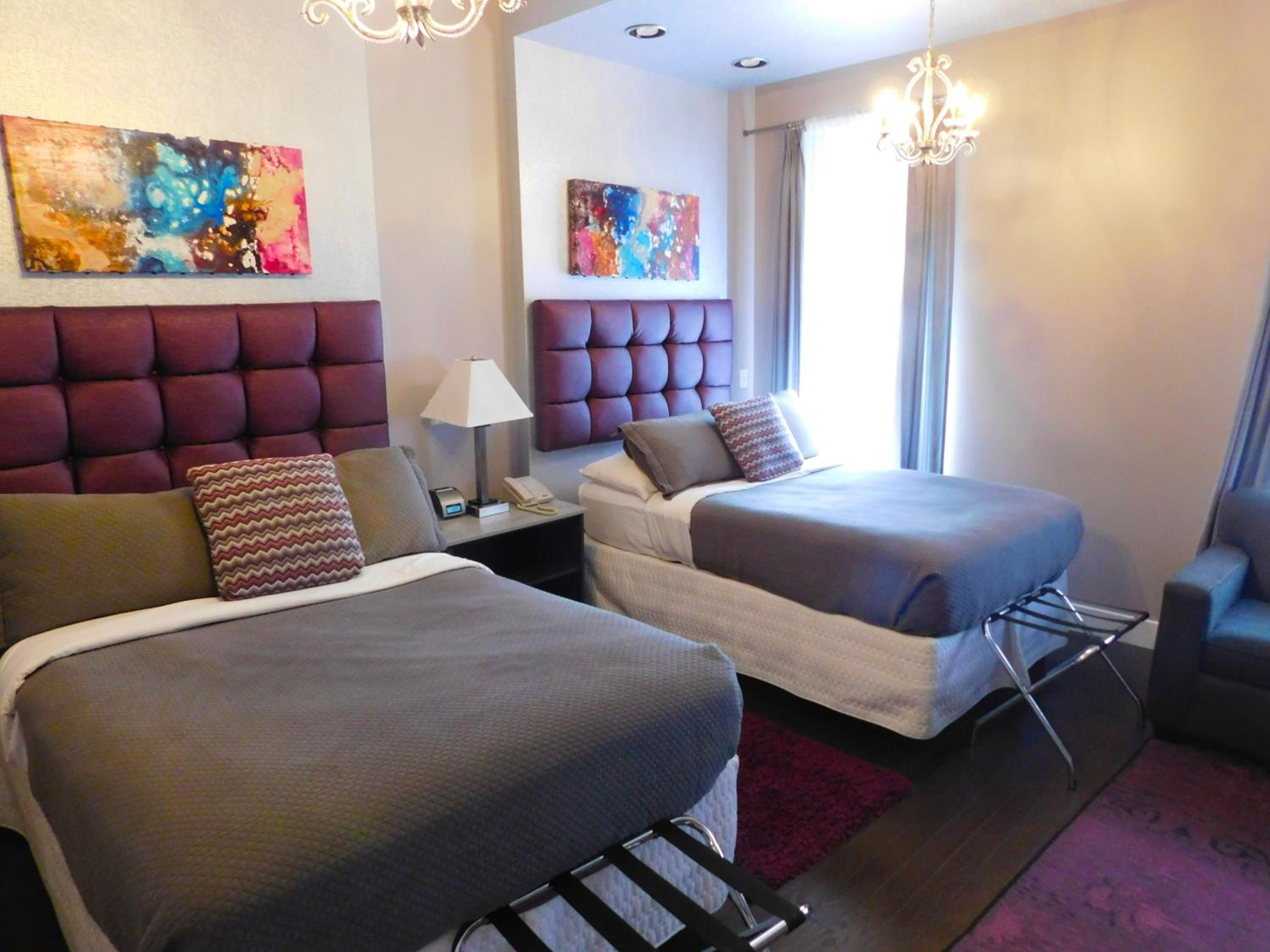 Large Double Room with Two Double Beds photo 3