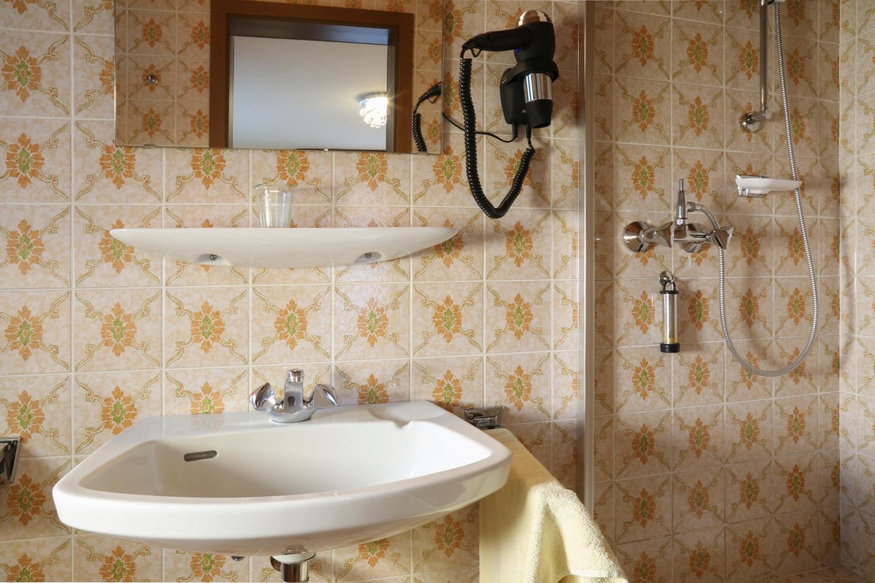 Deluxe Single Room photo 3