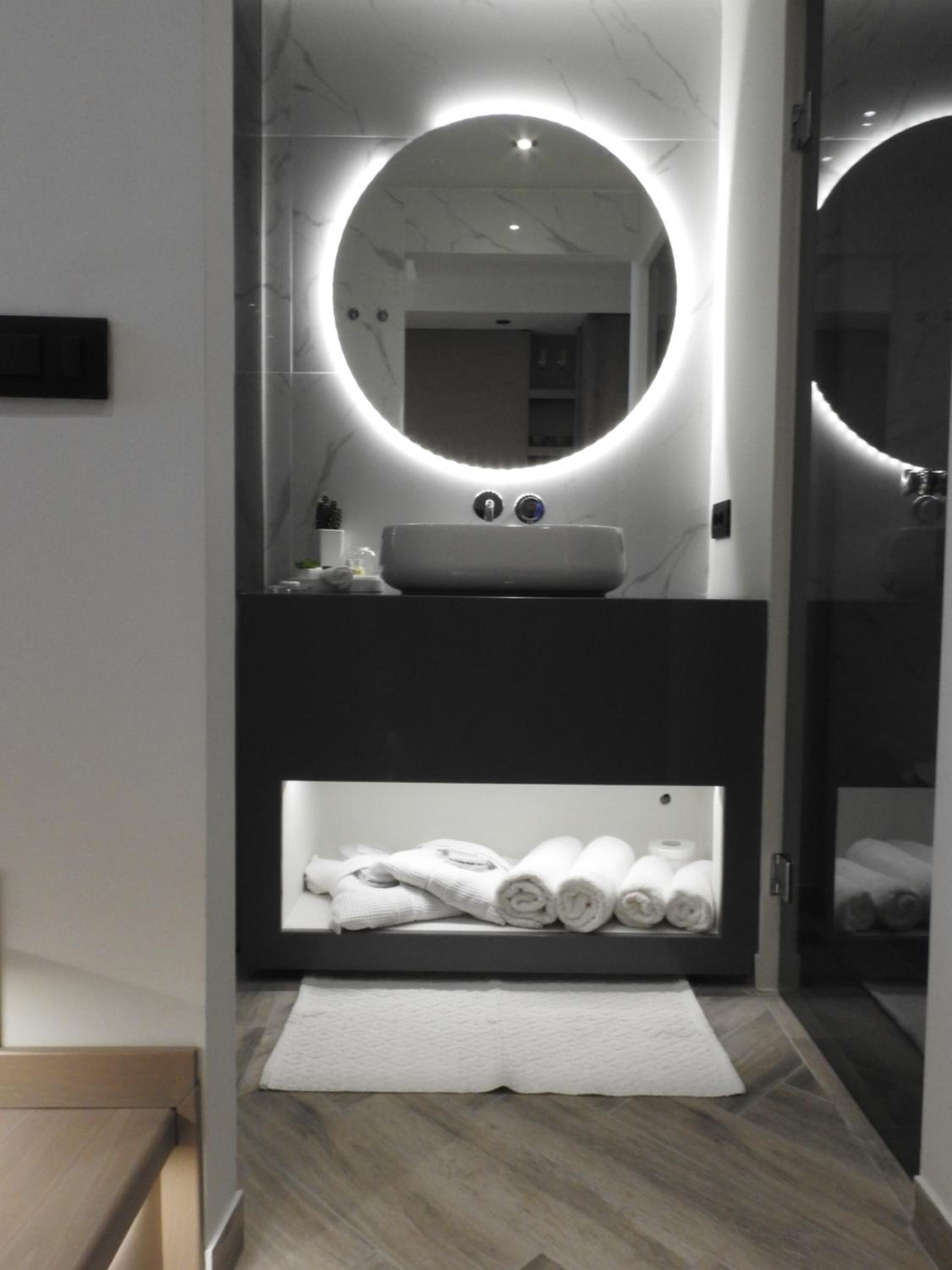 Deluxe Double Room with Sea View photo 3