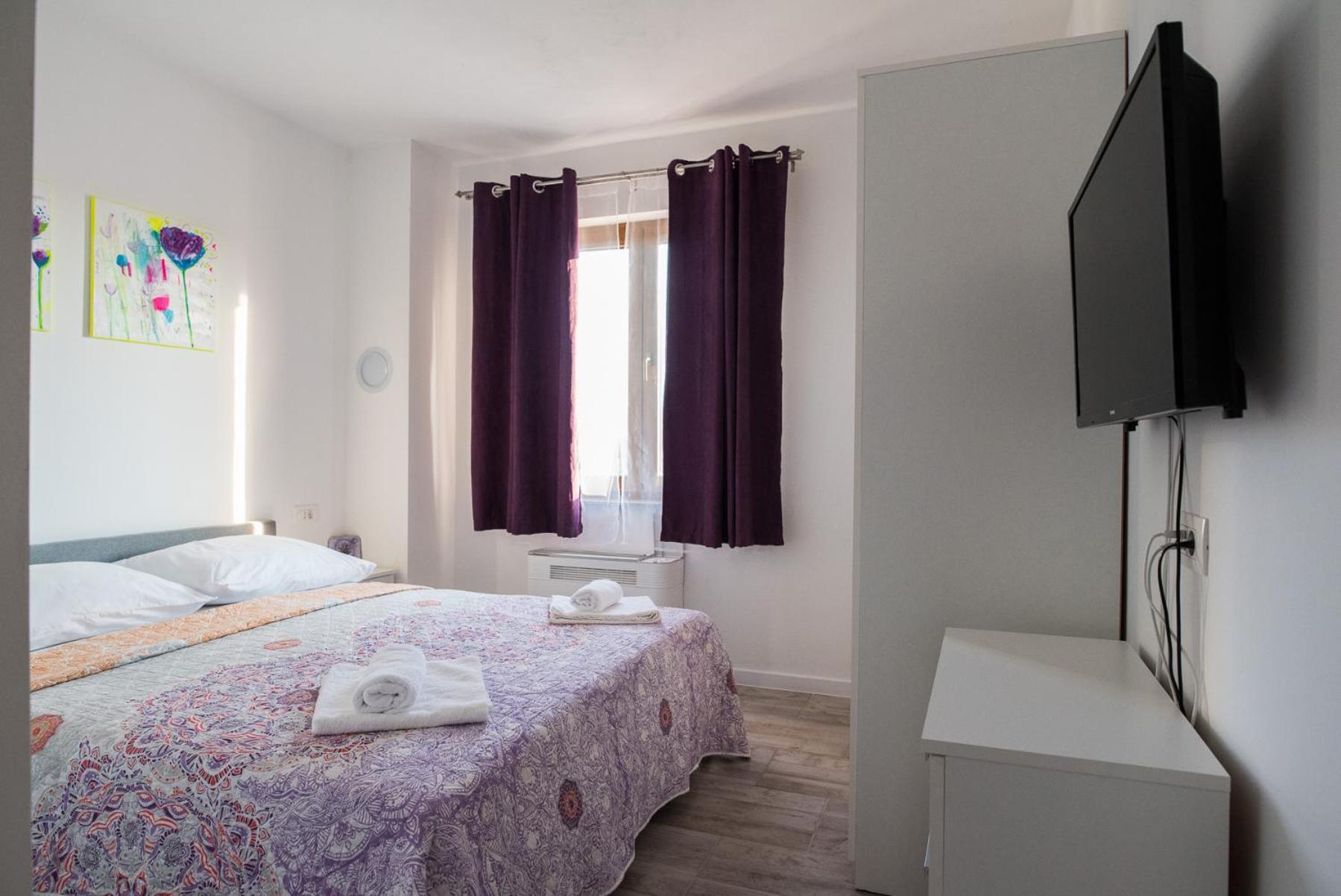 Apartment - Photo 97