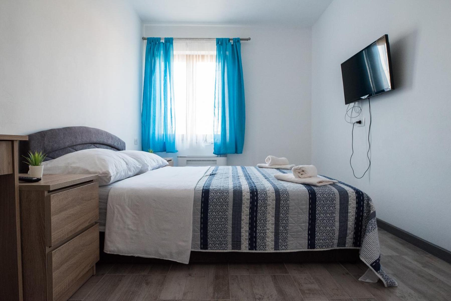 Apartment - Photo 101