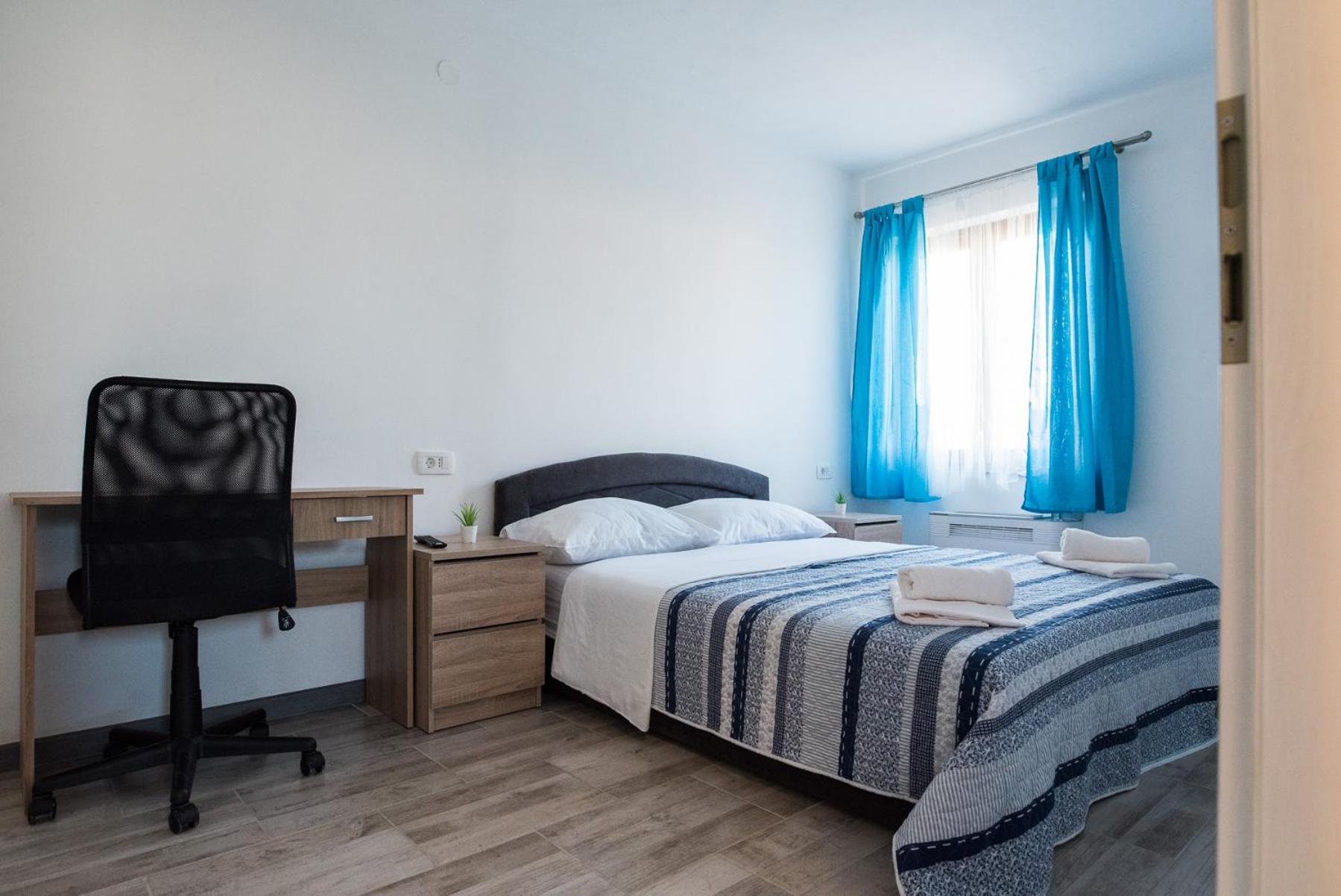 Apartment - Photo 102