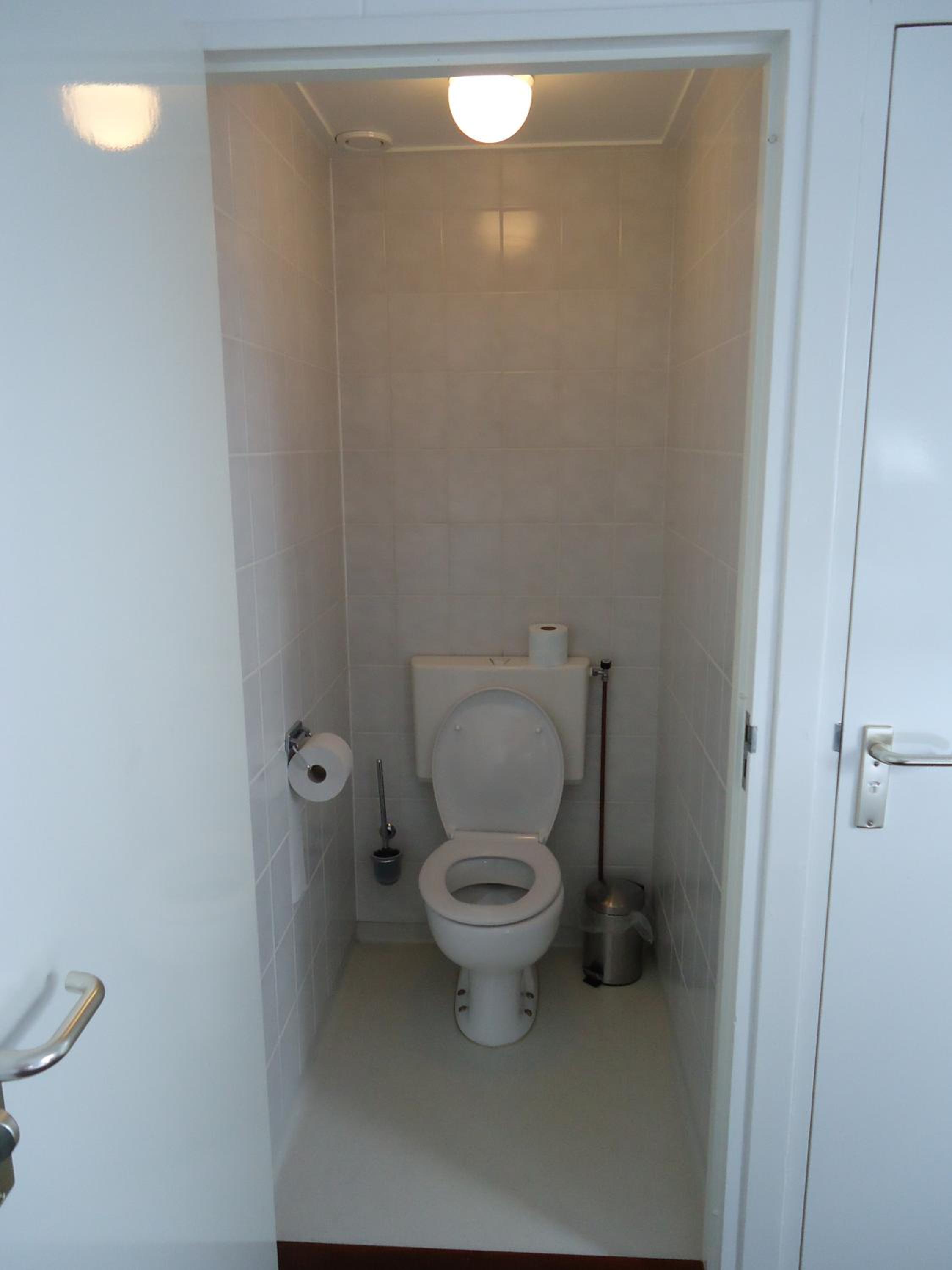 Family Room (5 Adults) photo 2