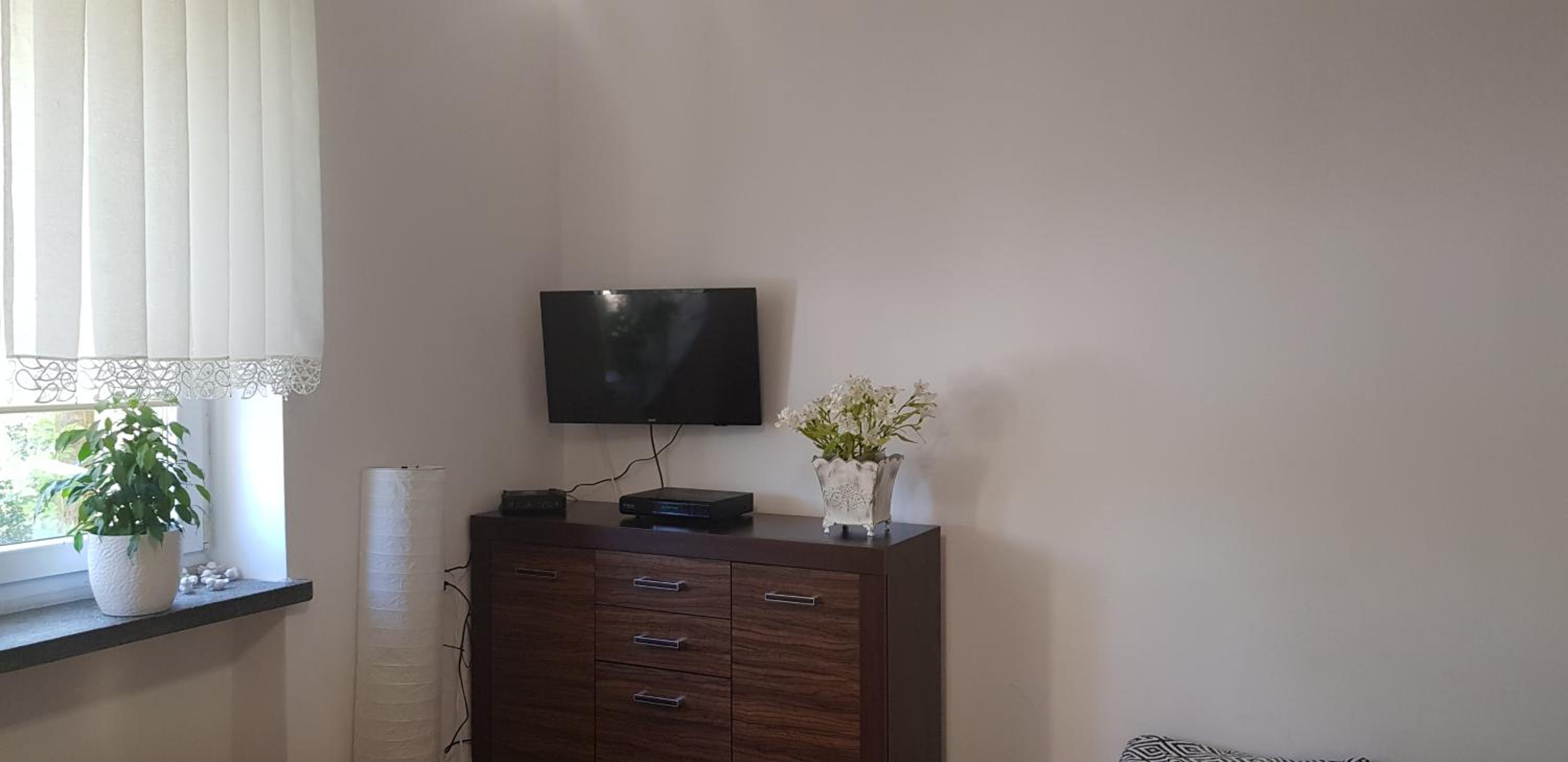 Apartment photo 2