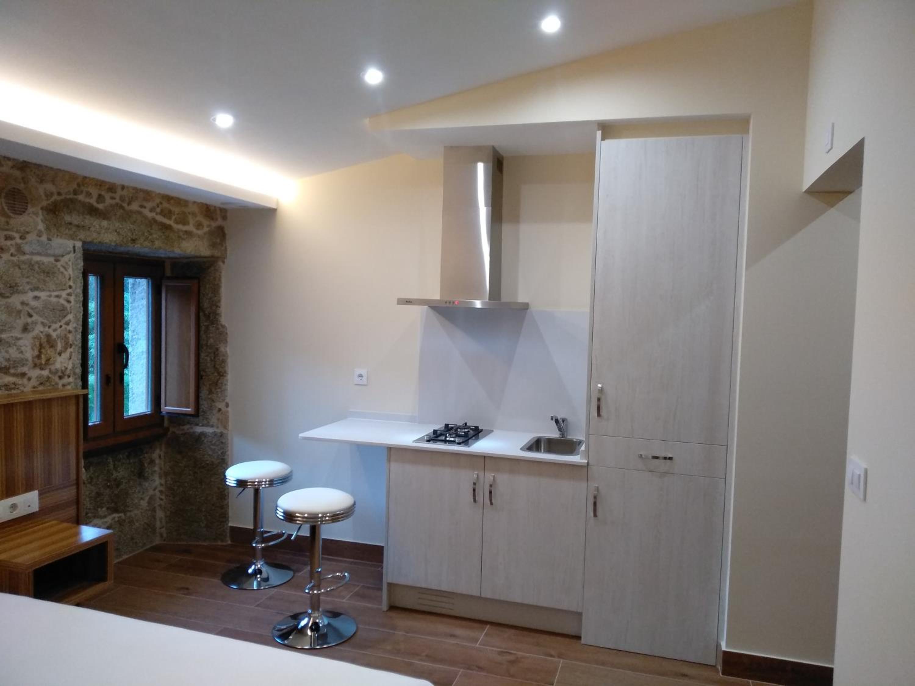 One-Bedroom Apartment - Photo 15