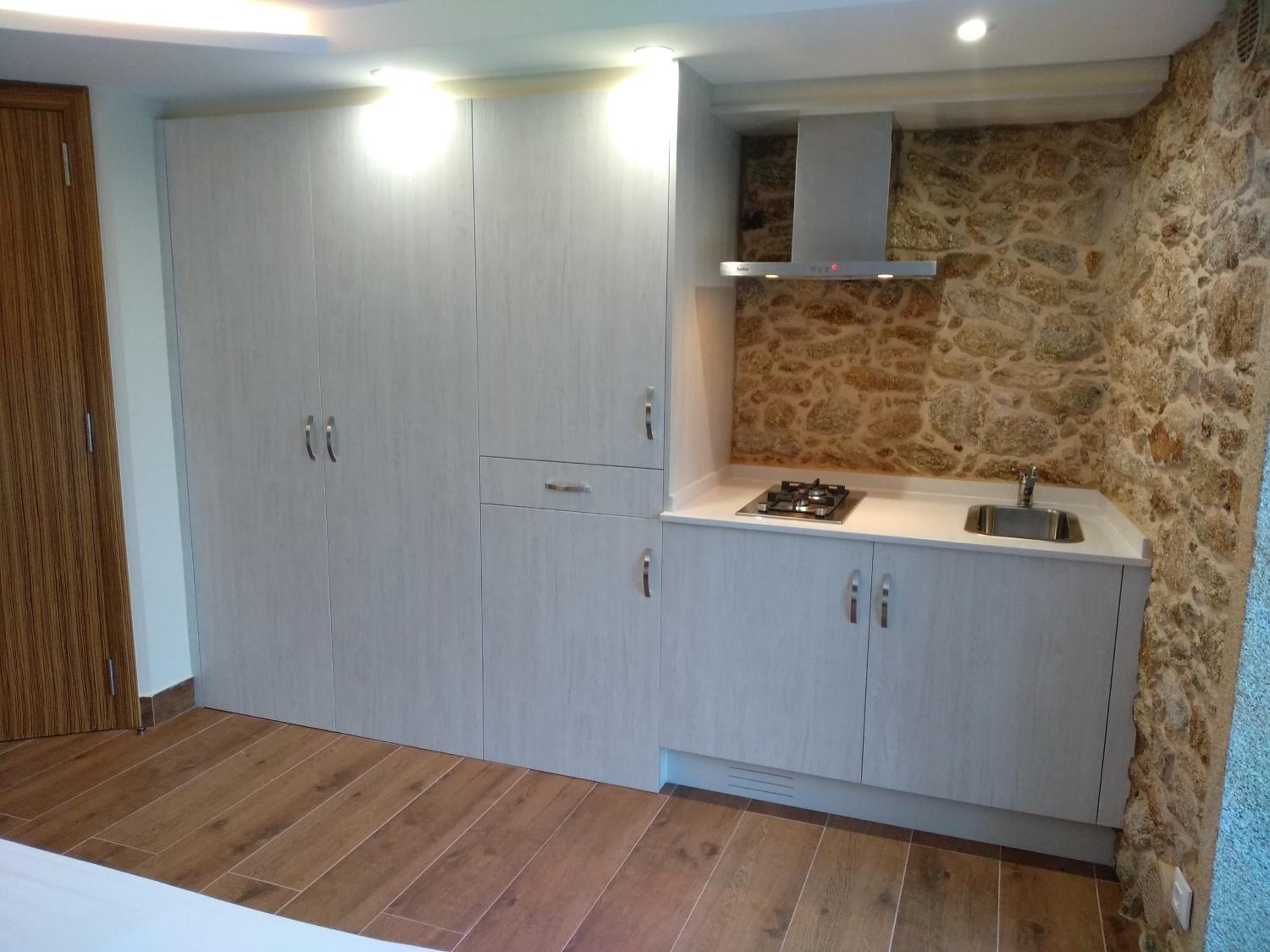 One-Bedroom Apartment - Photo 19
