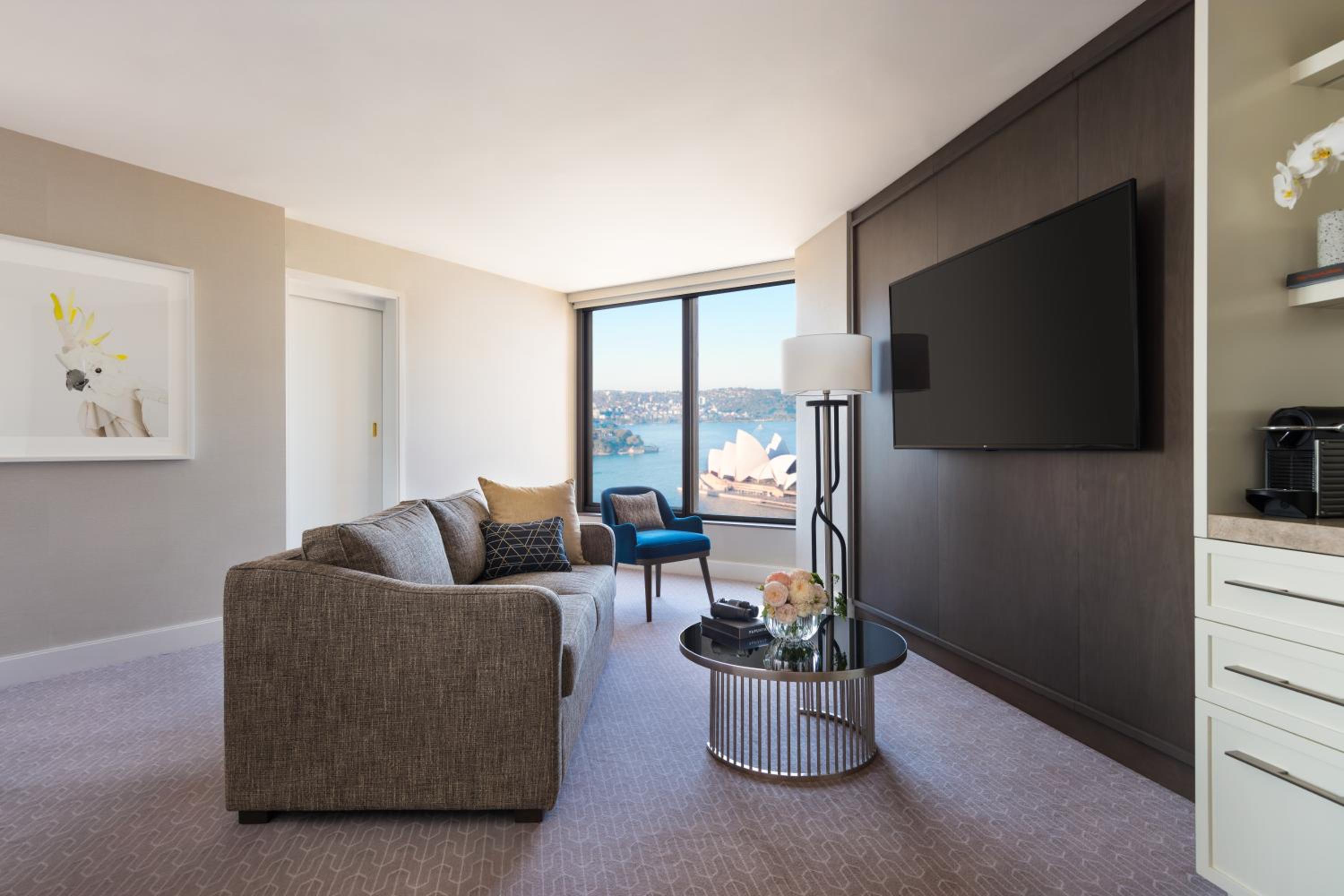 Sydney Opera Studio Club Suite