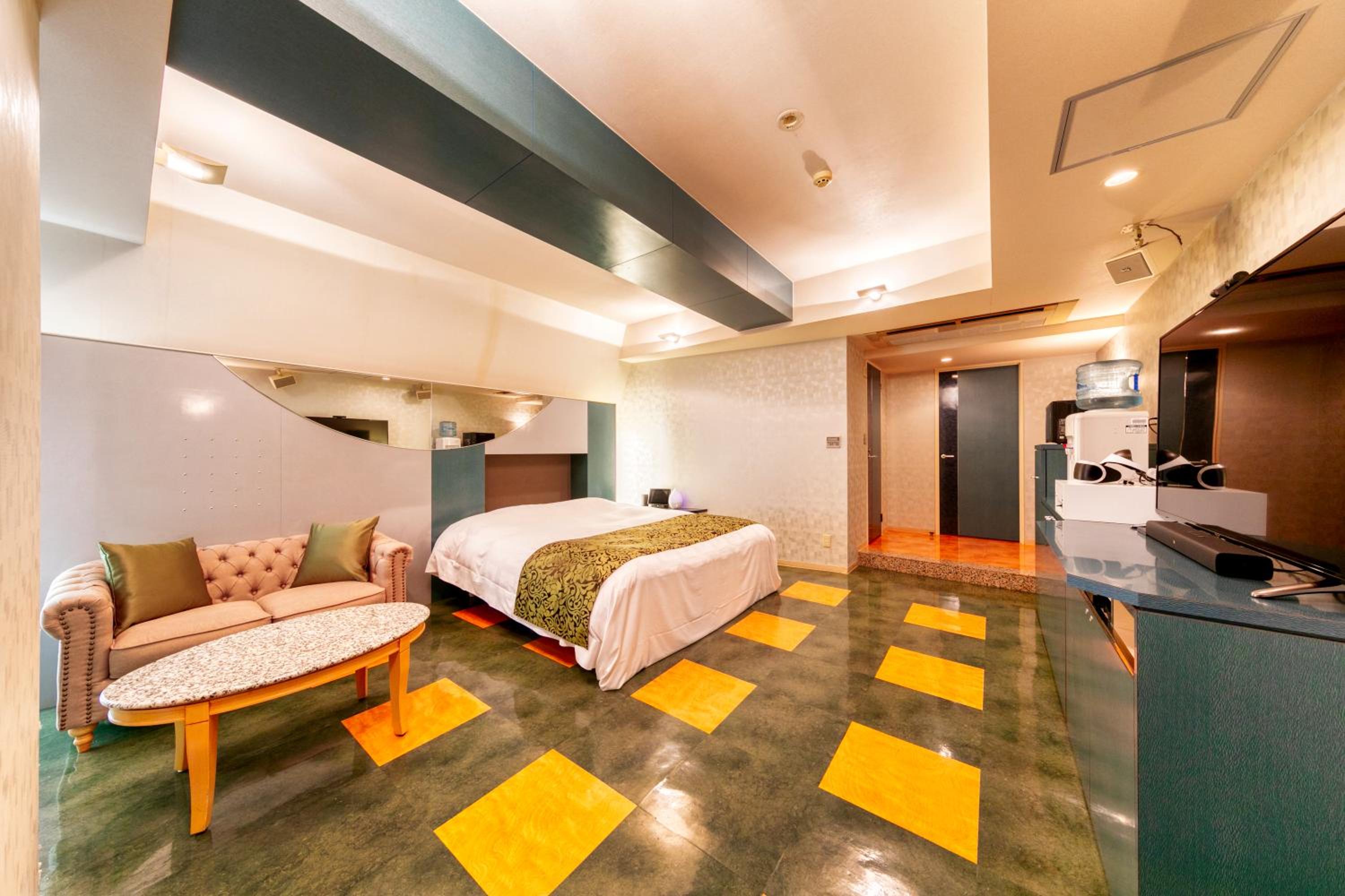 Deluxe Double Room - Photo 7
