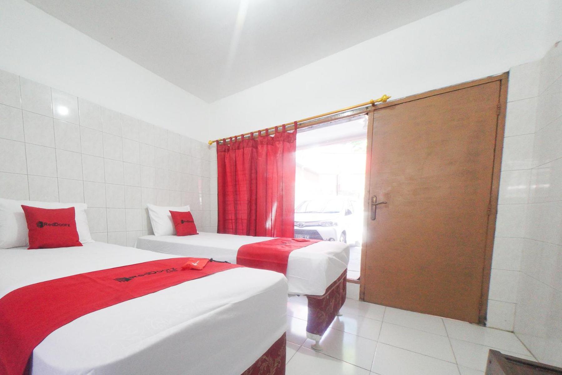 Twin Room - Photo 1