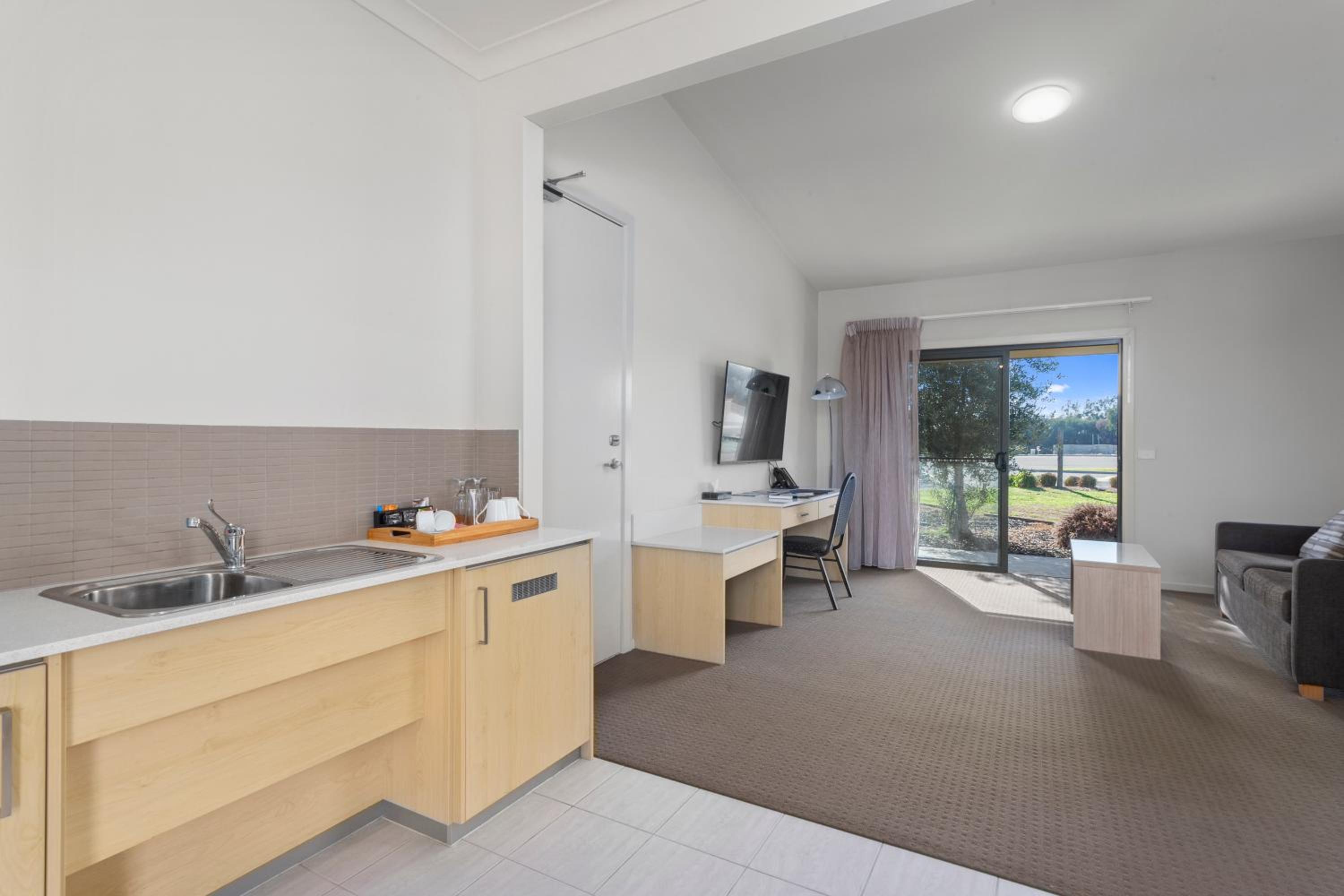 Two-Bedroom Suite photo 2