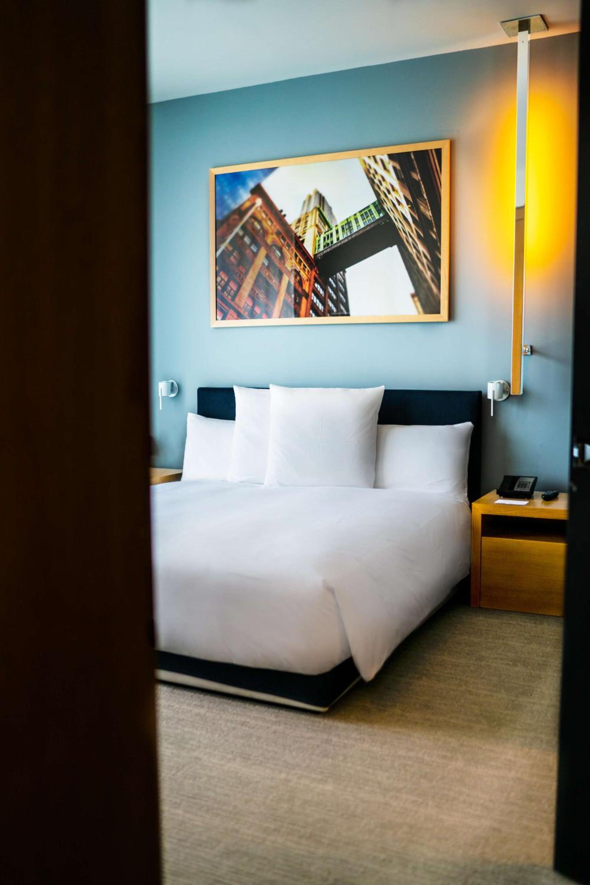 Andaz Suite