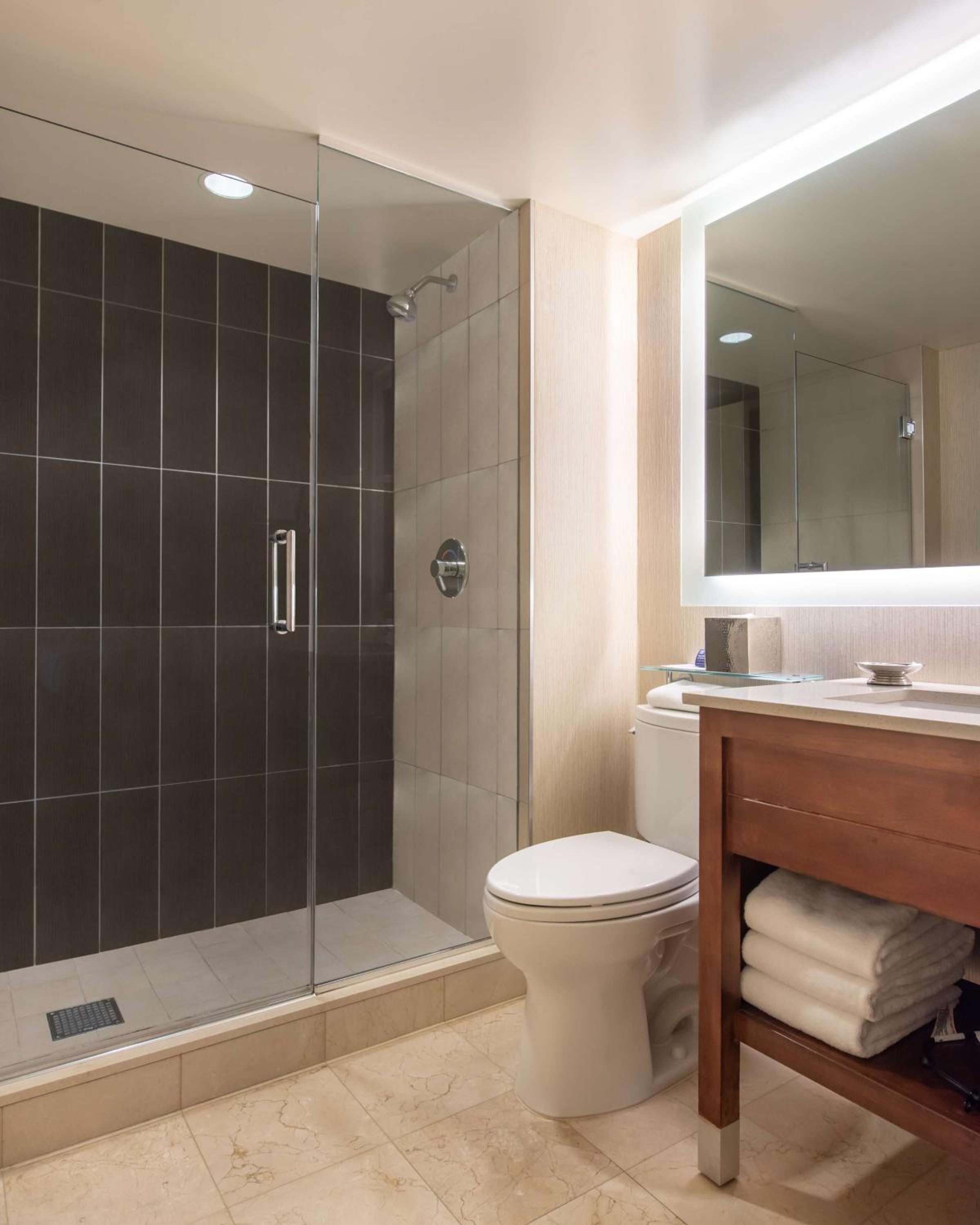 Skyline Junior Suite