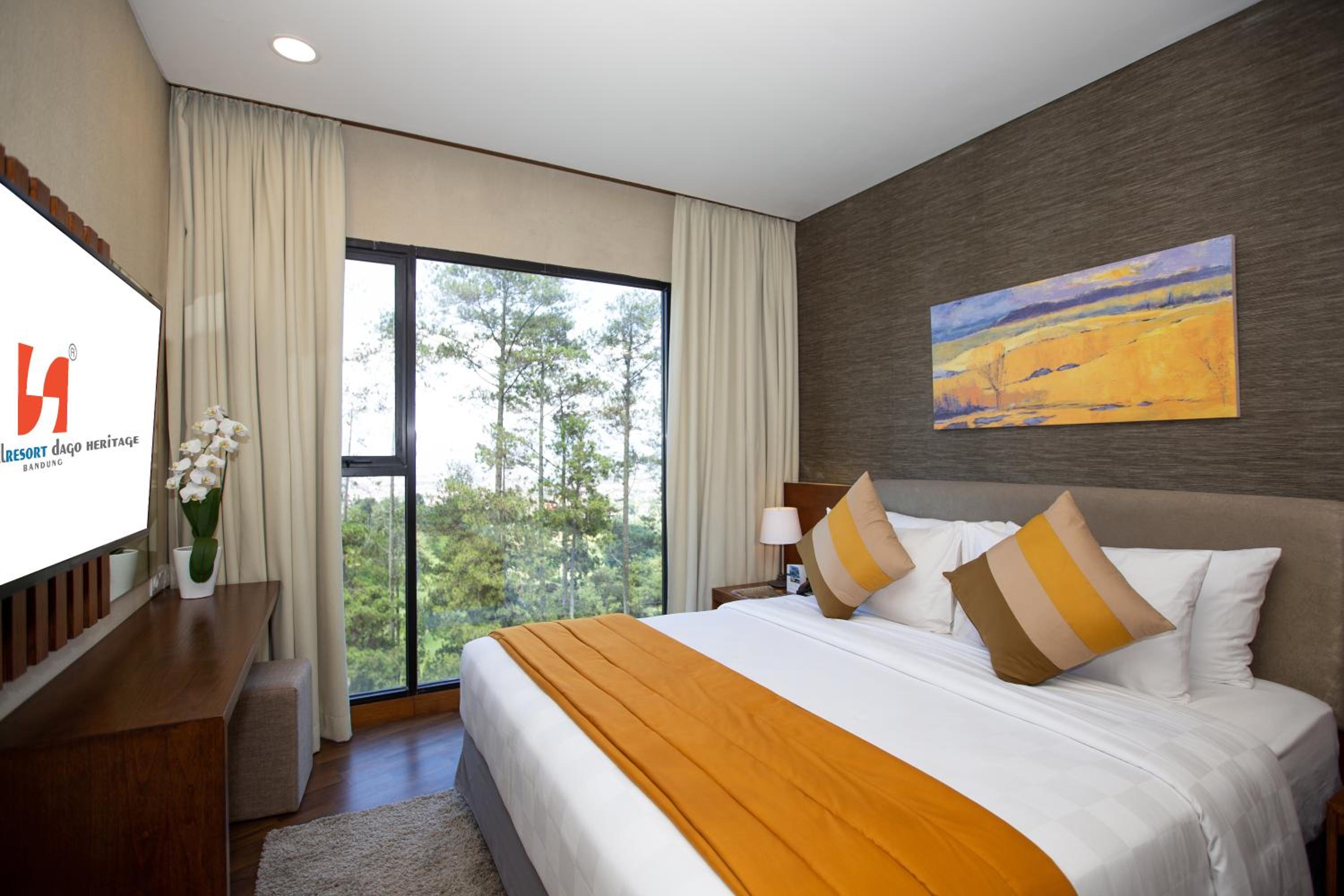 Dago Family Suite with Balcony - Photo 13