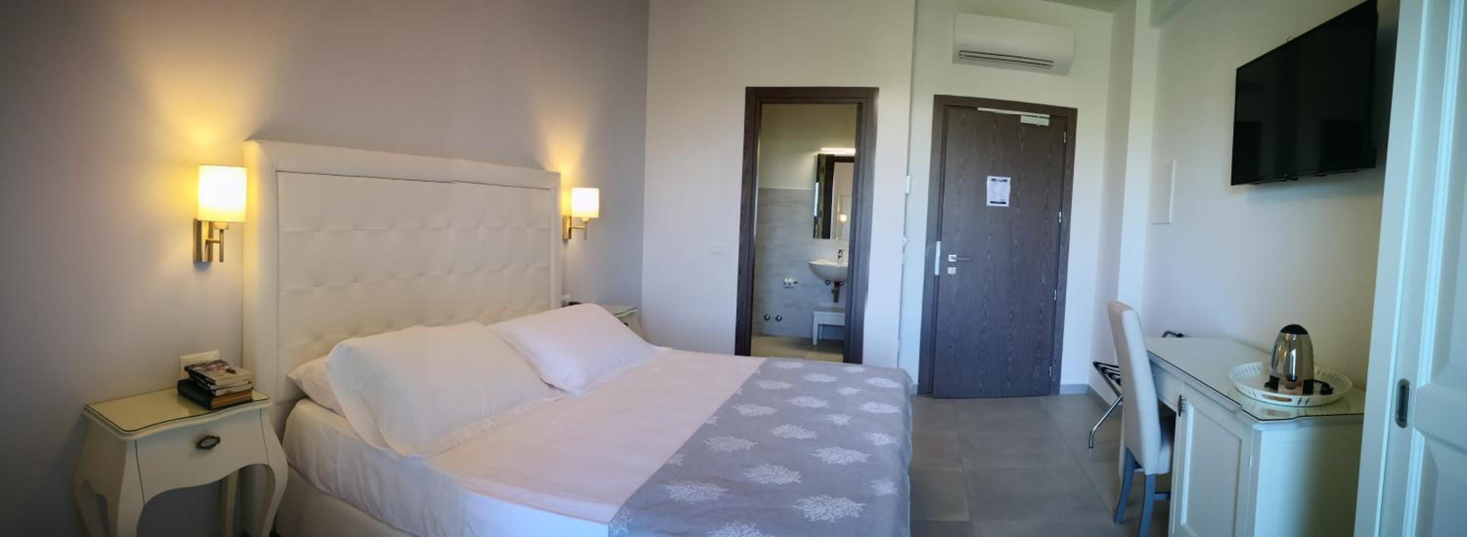 Double Room with Terrace photo 3
