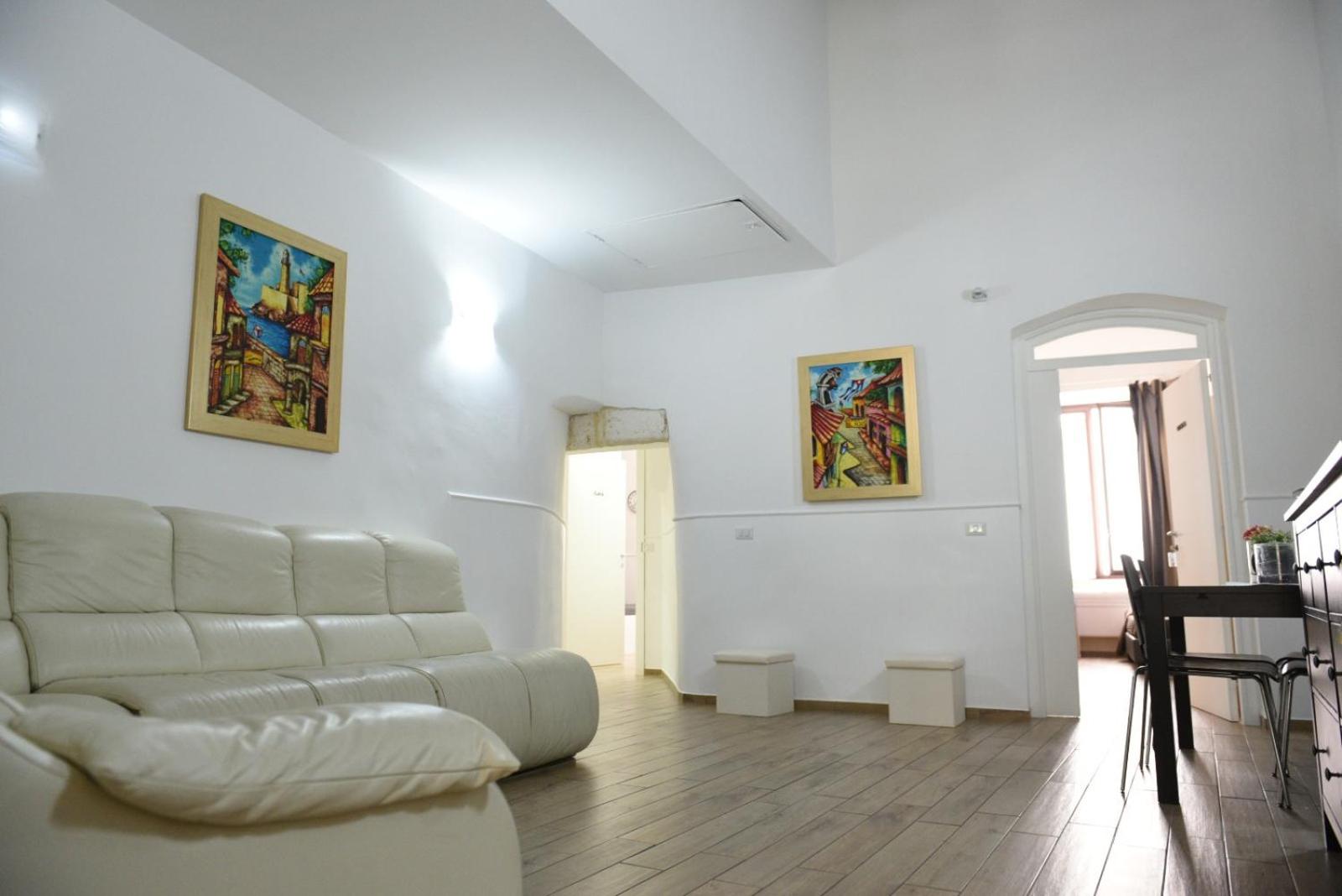 Triple Room - Photo 9