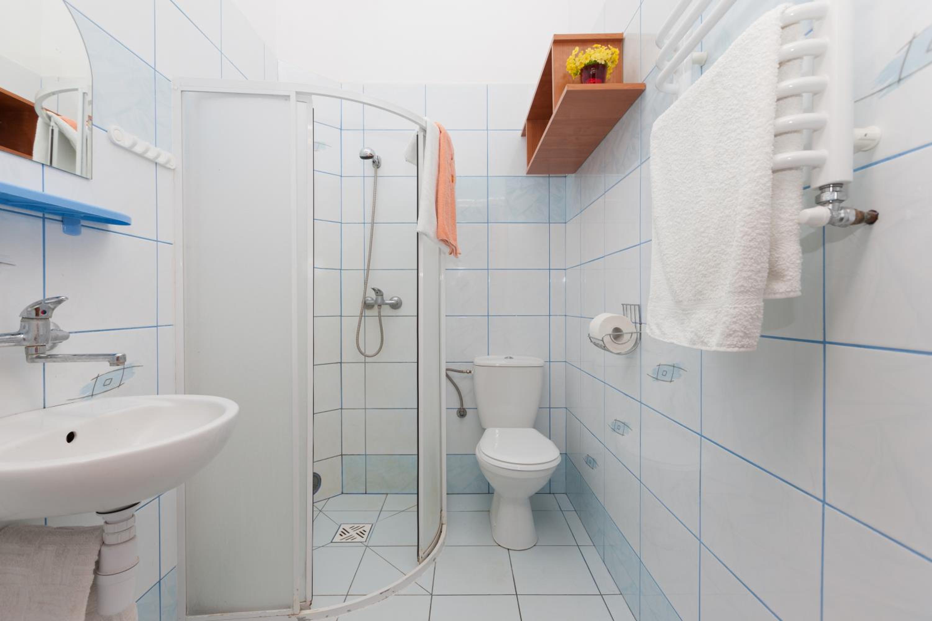 Triple Room with Balcony - Photo 2