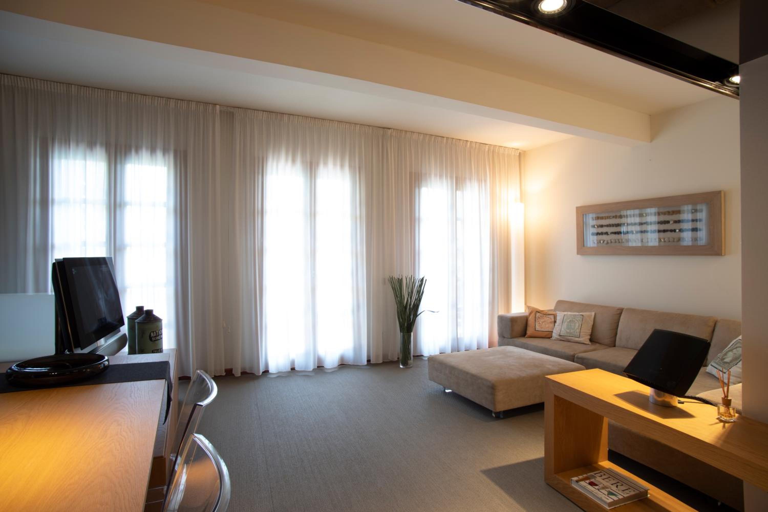 Two-Bedroom Deluxe Apartment