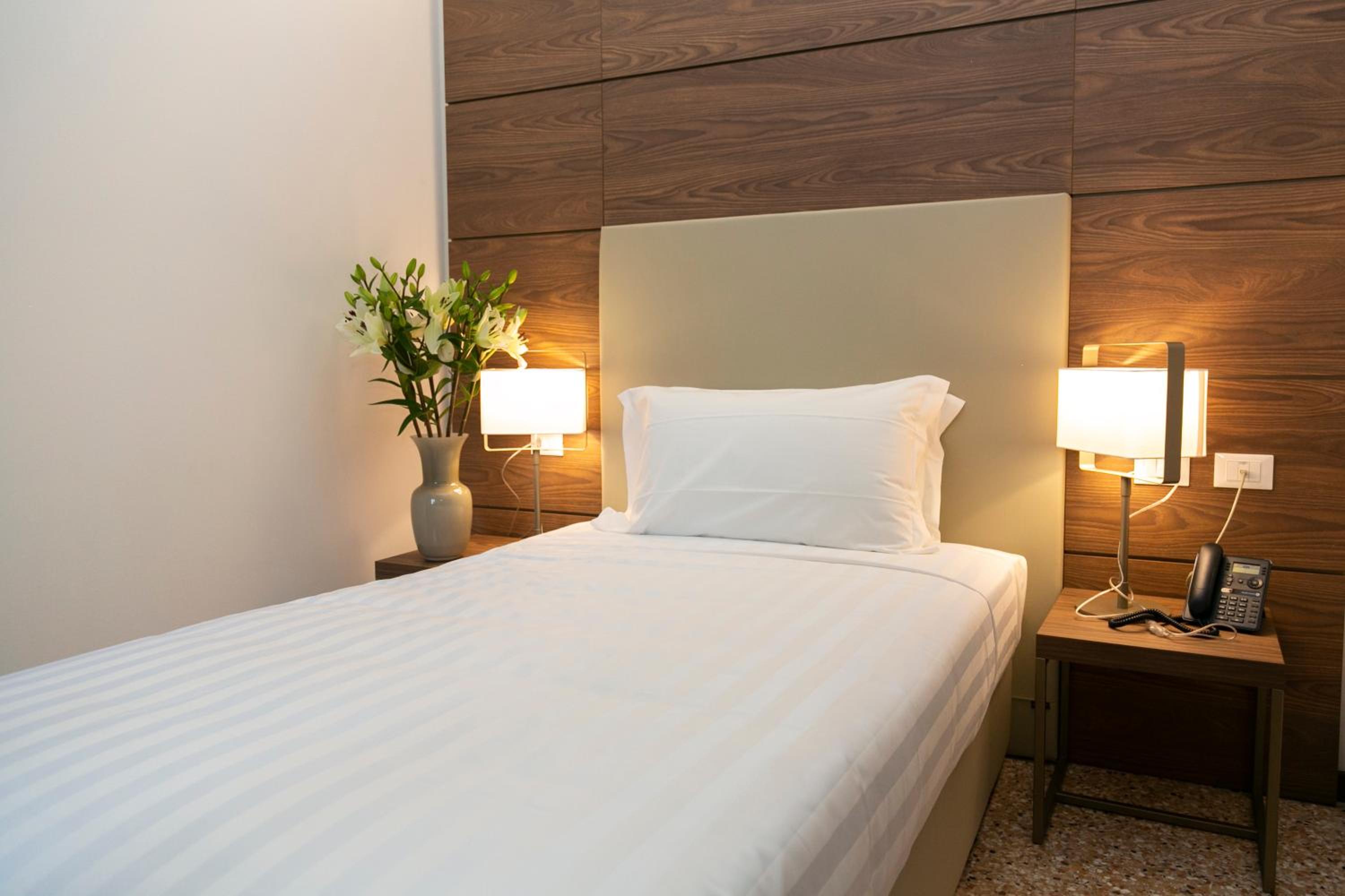Single Room photo 1