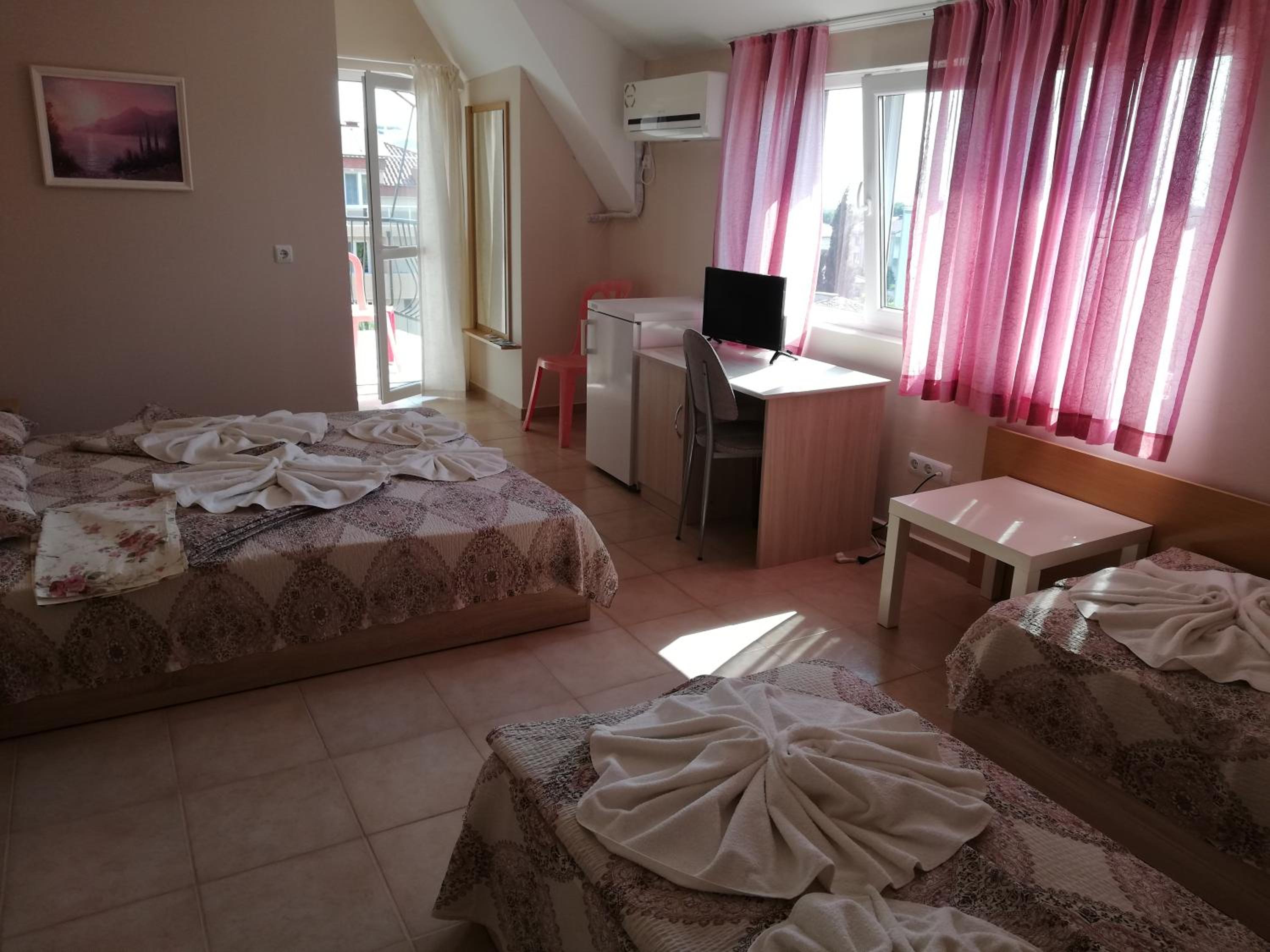 Junior Suite with Balcony photo 3