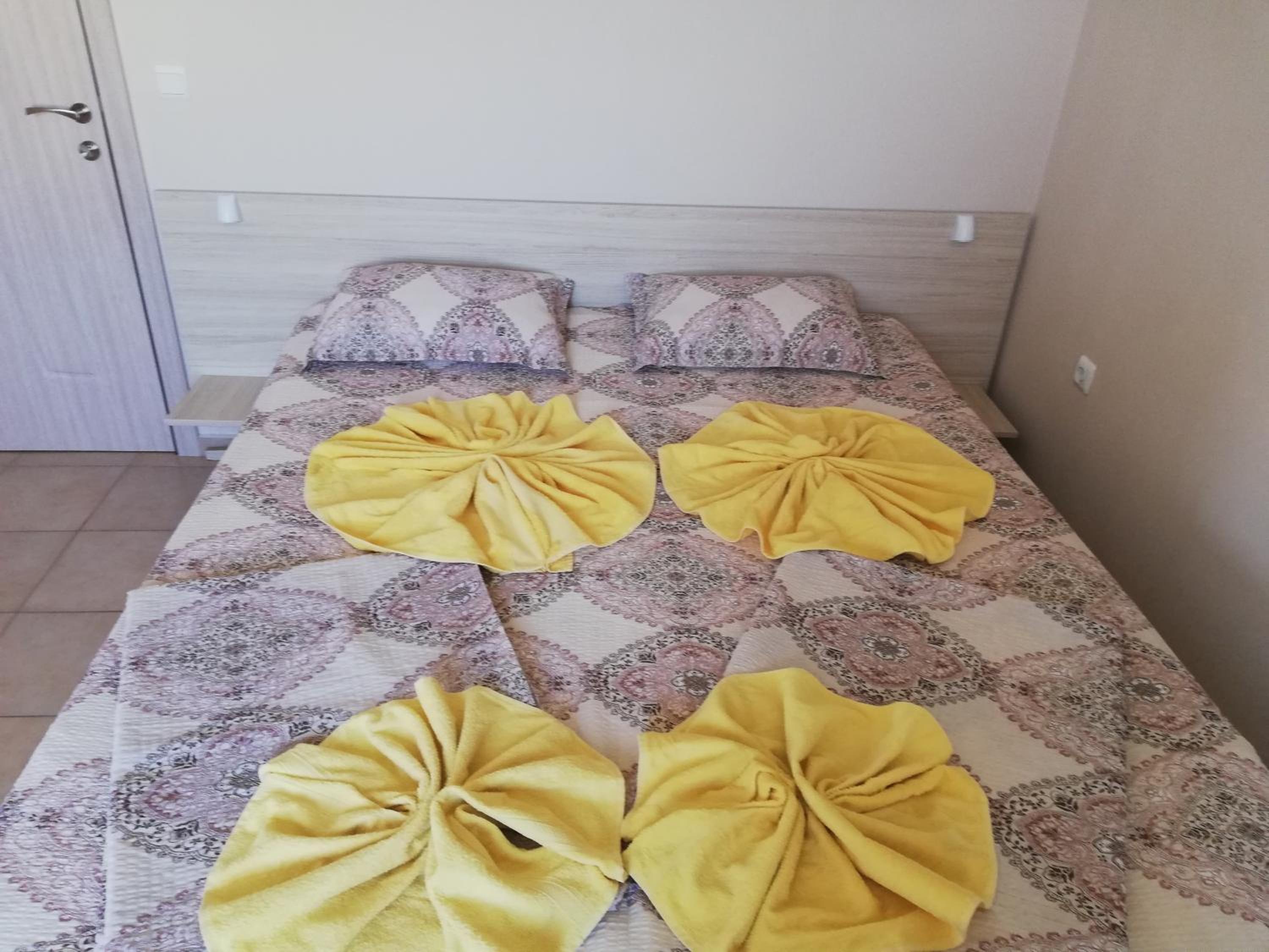 Junior Suite with Balcony (3 Adults) photo 1