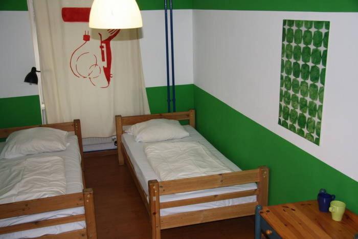 Twin Room With Shared Bathroom photo 2
