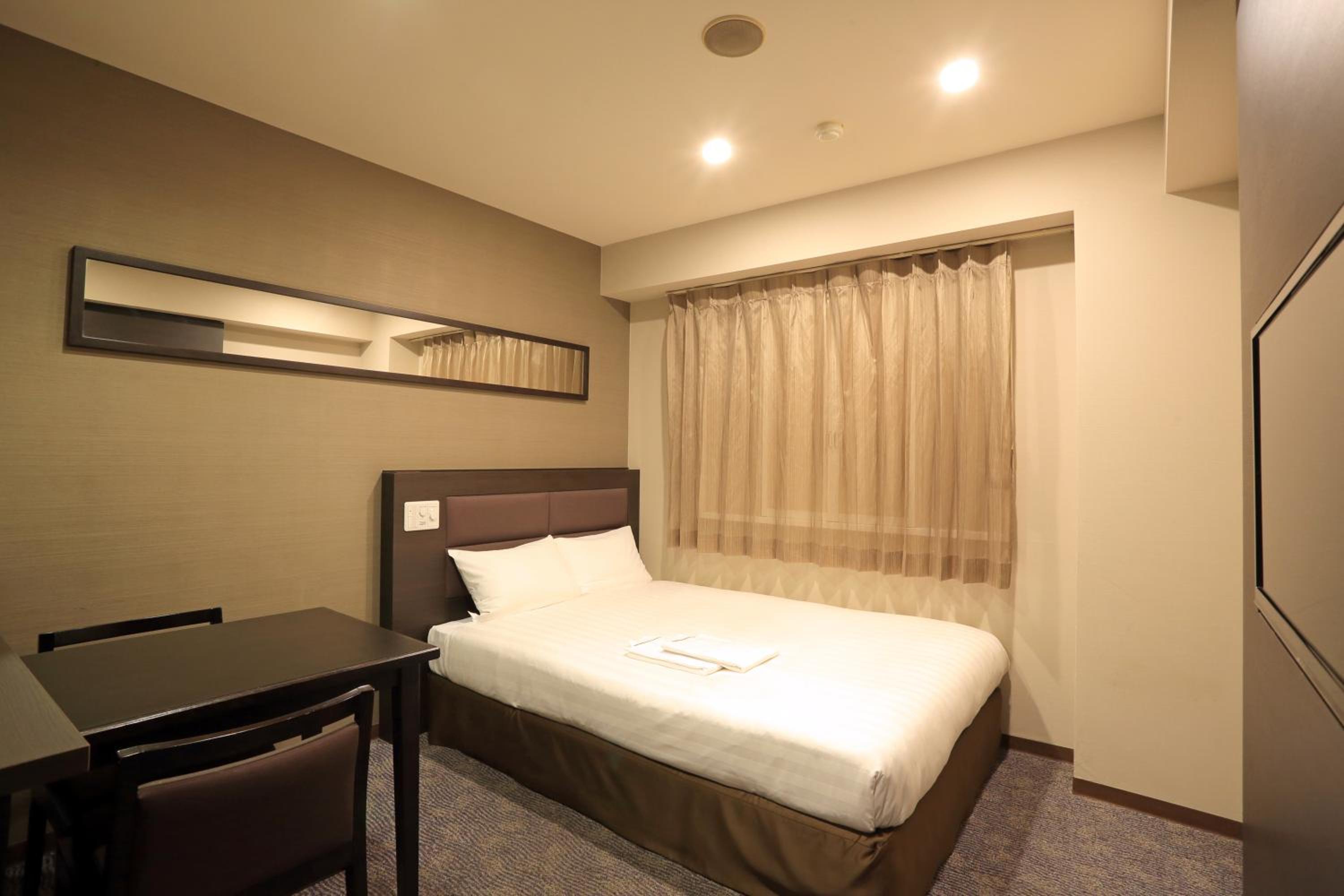 Double Room - Non-Smoking  photo 3