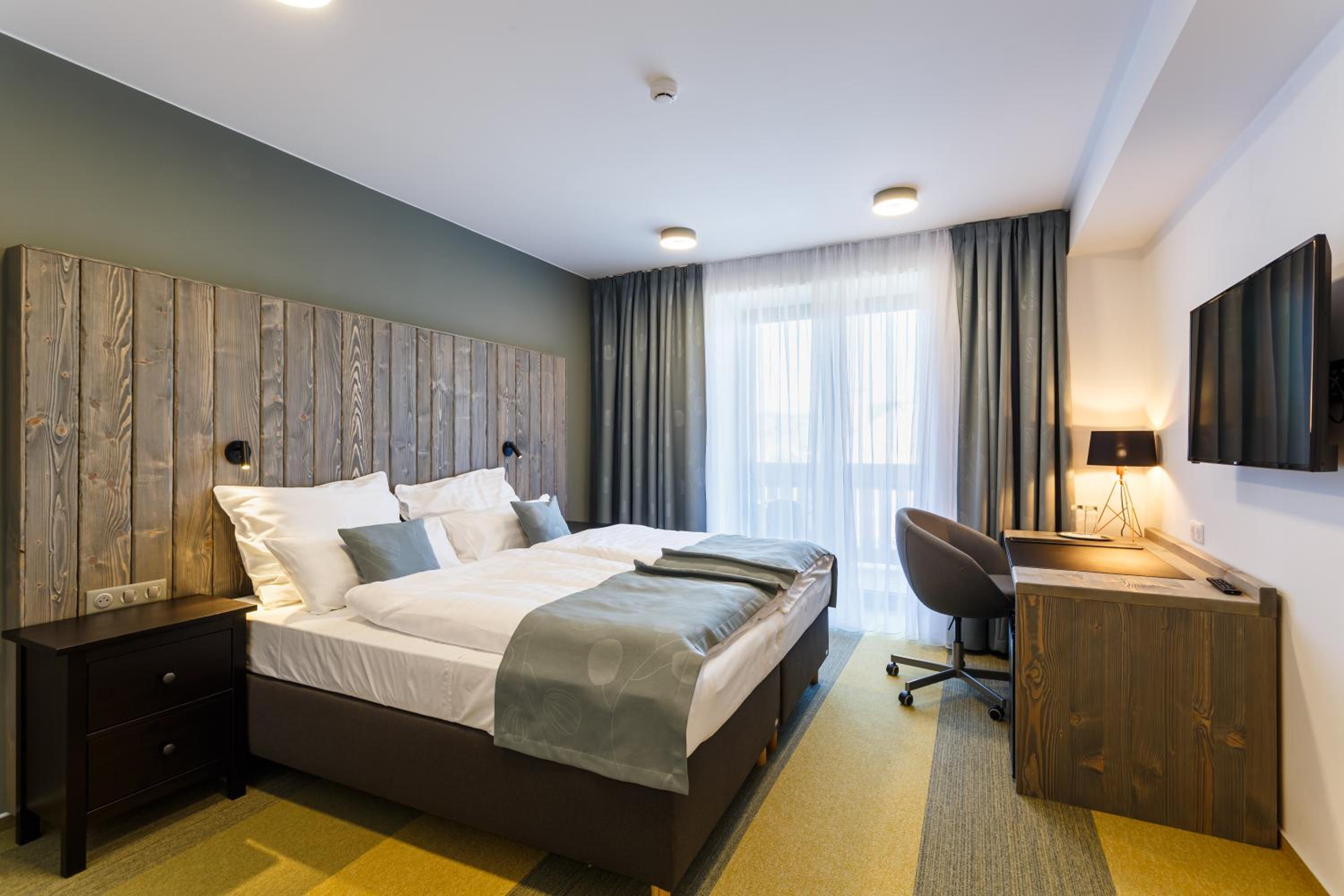 Suite with Balcony photo 1