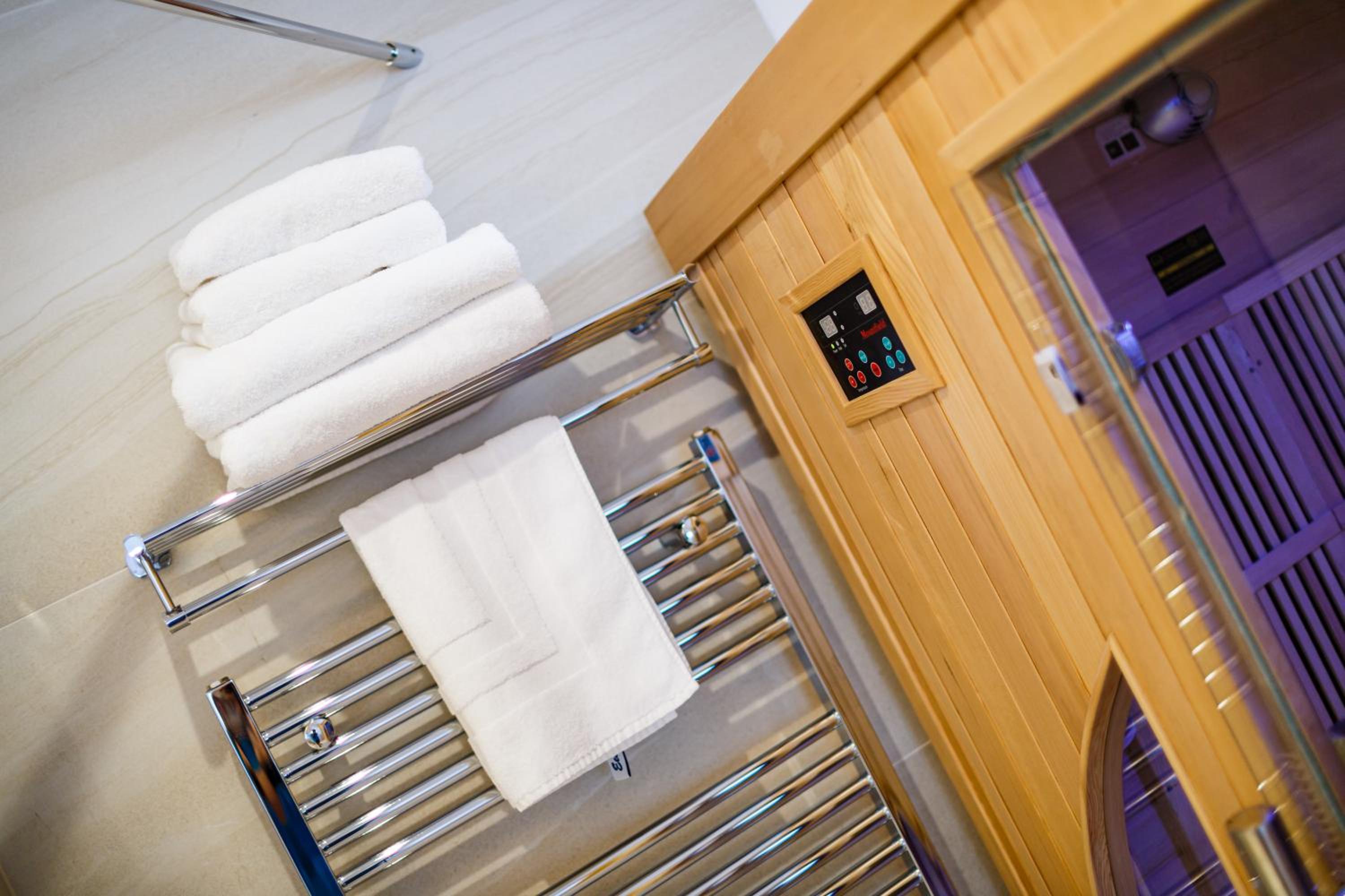Luxury Triple Room with sauna photo 3