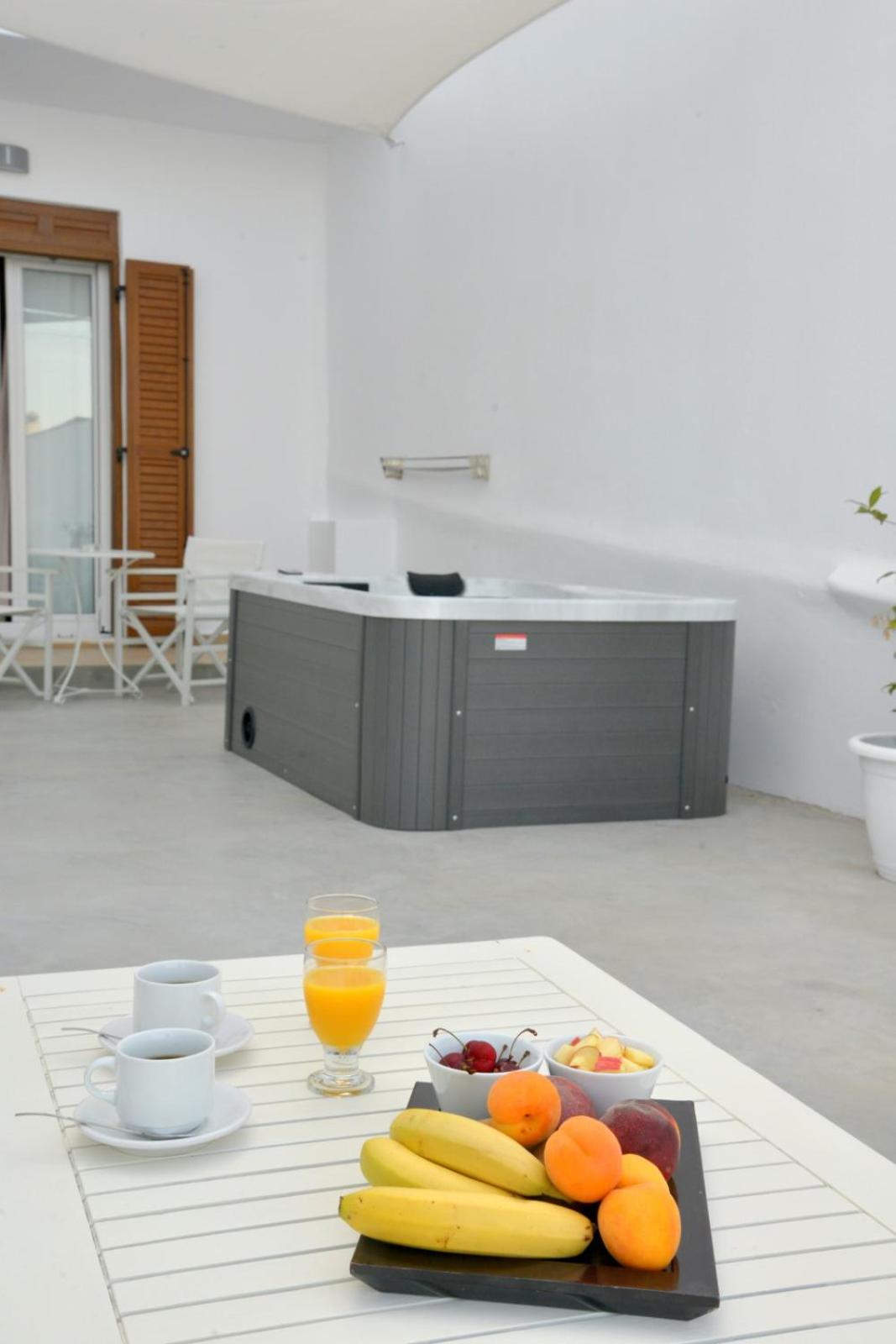 Double Room with Outdoor Hot Tub, photo 7