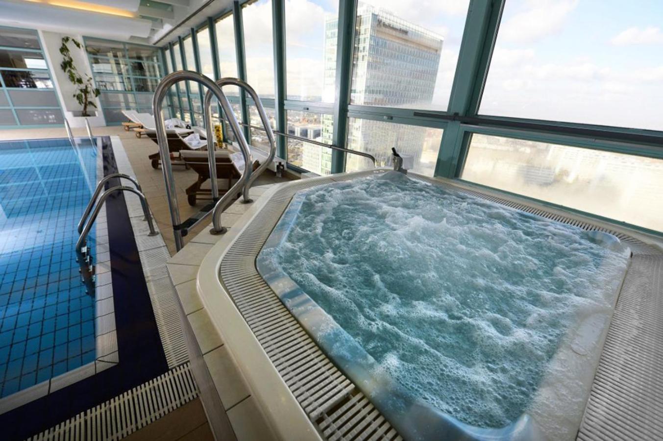 Deluxe Twin Room With Spa Access