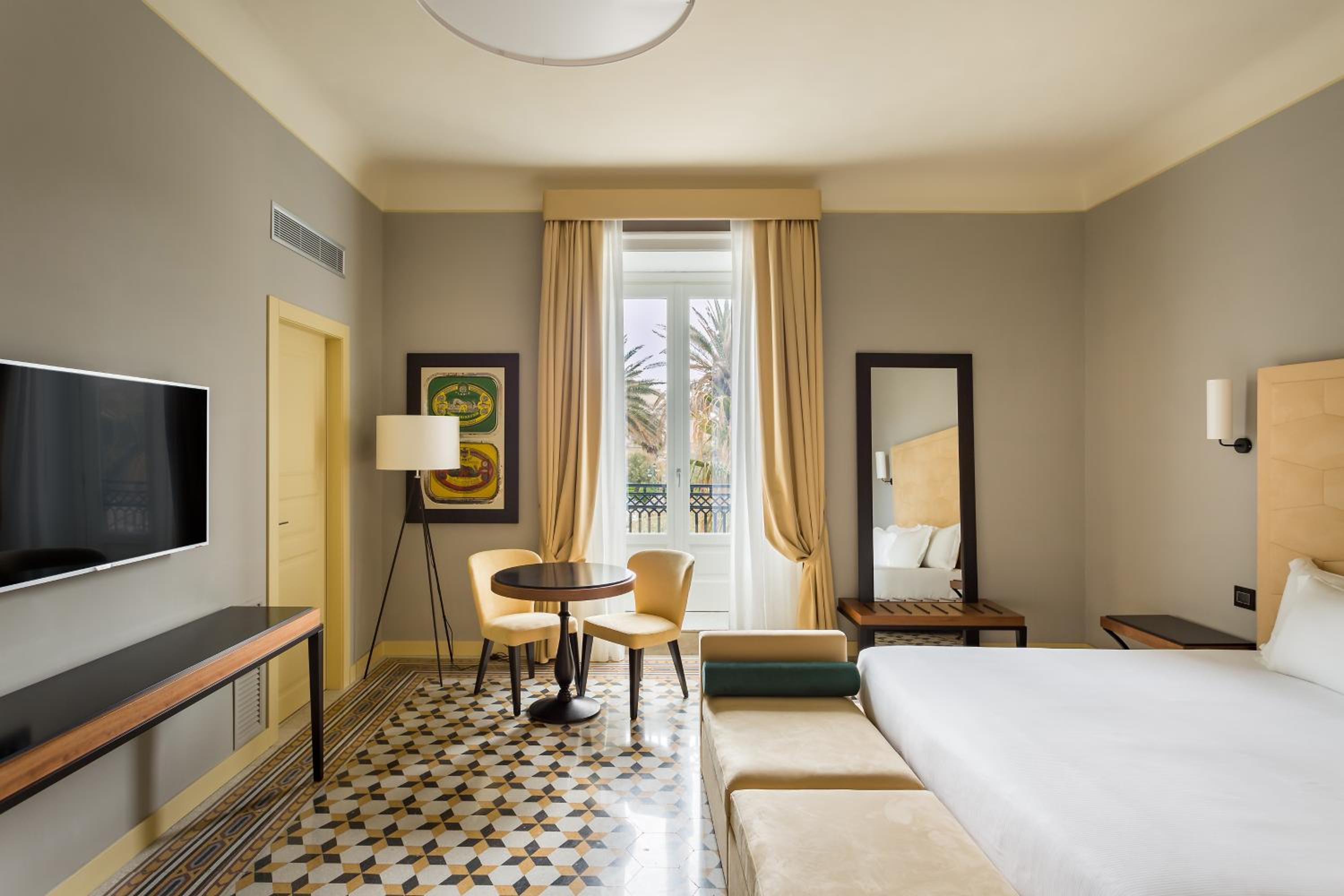 Superior Double or Twin Room - Photo 1