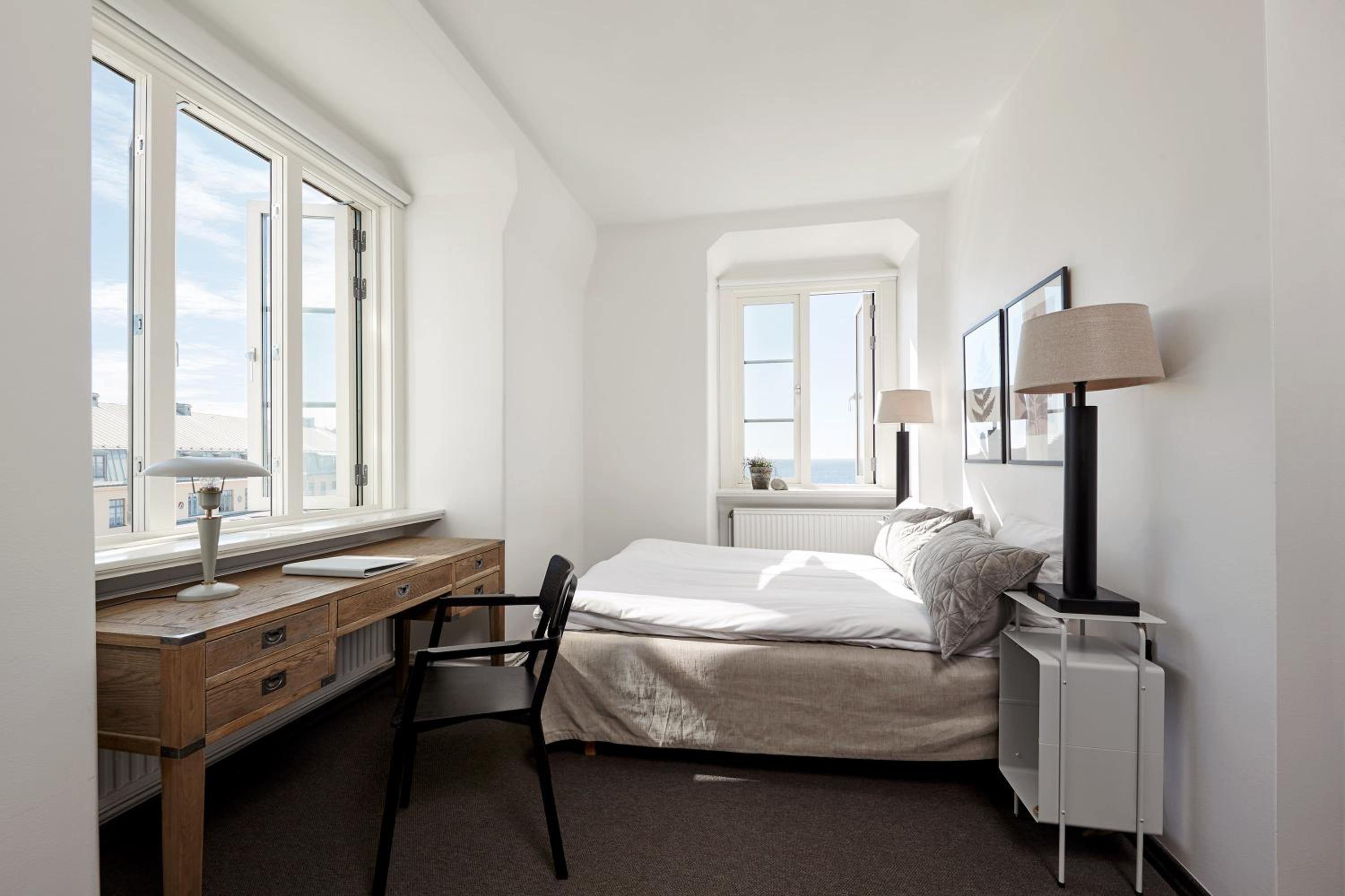 Standard Room with Sea View (55 in bed) - Excluding Spa photo 3