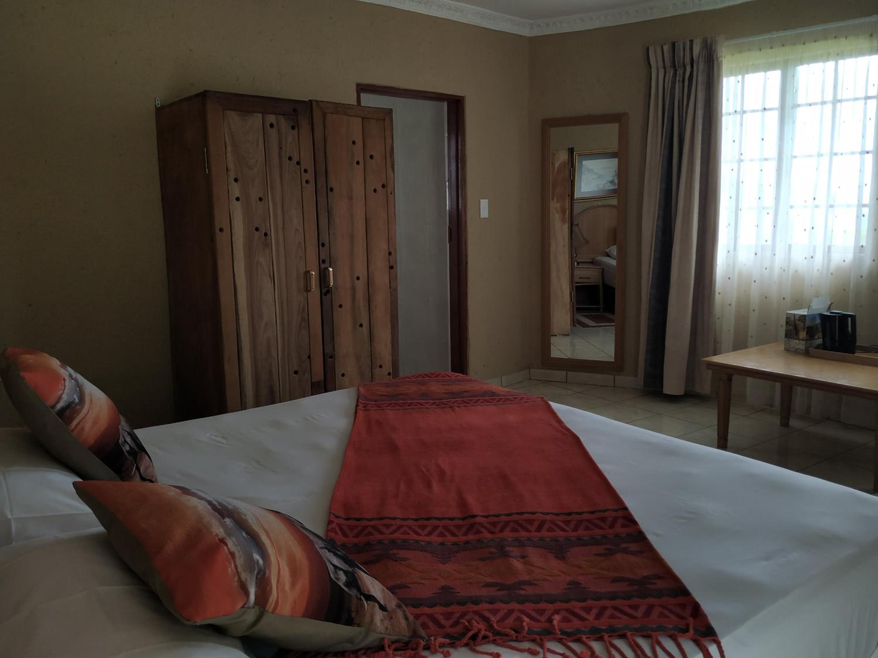 Two-Bedroom Chalet - Photo 6