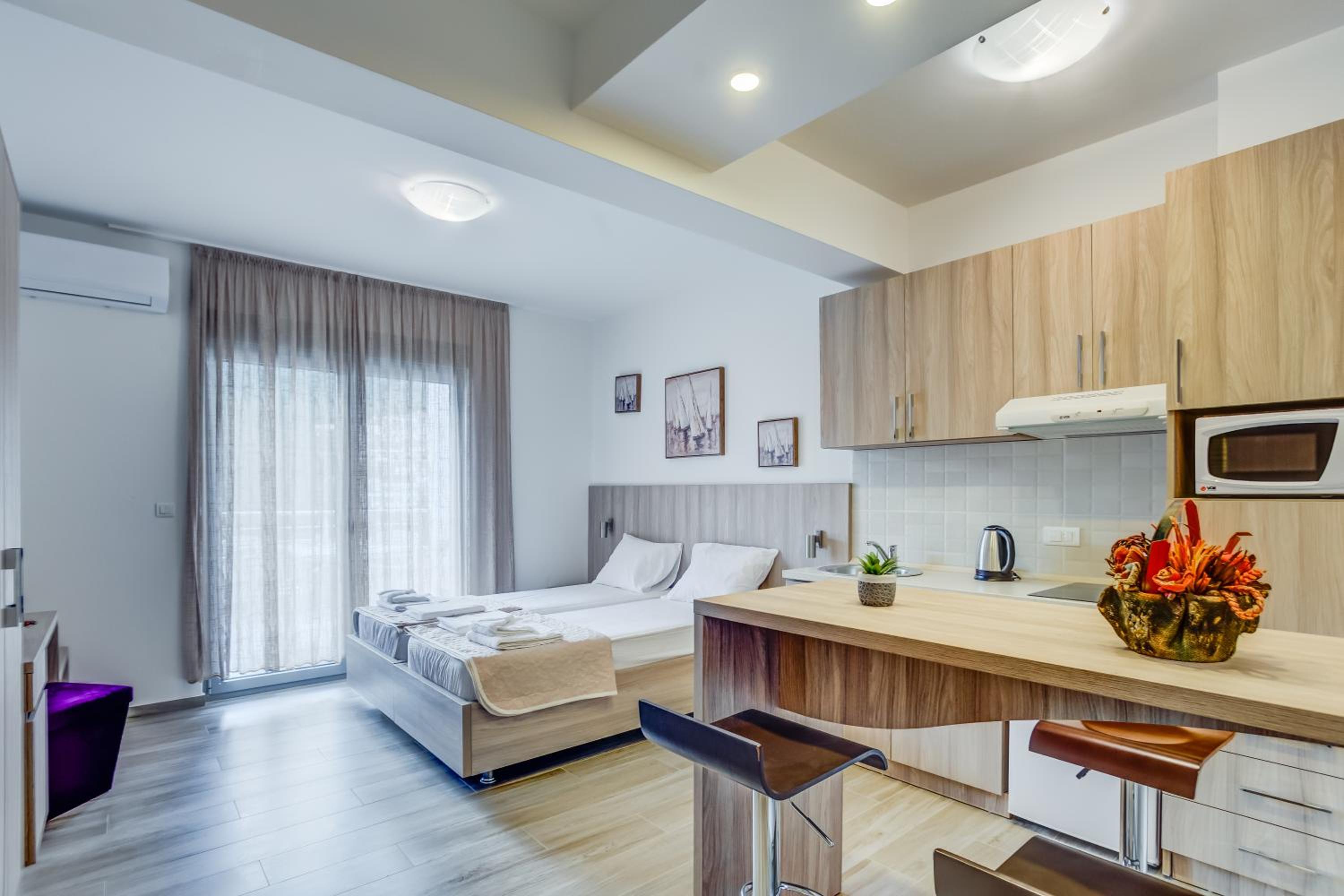 Deluxe Family Suite Apartment photo 1