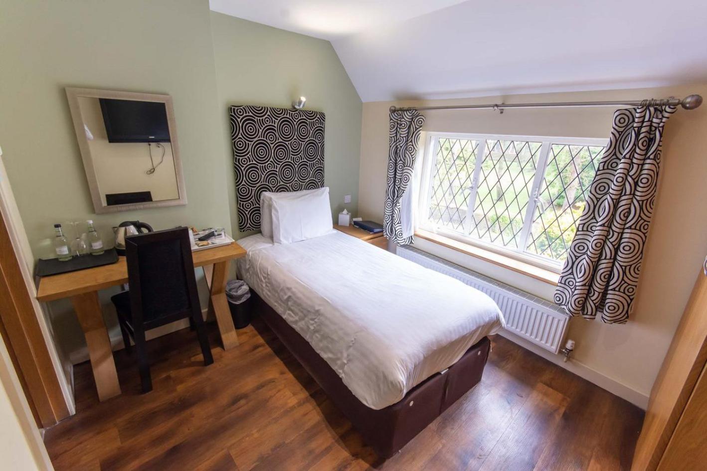 Hallingbury House Single Room